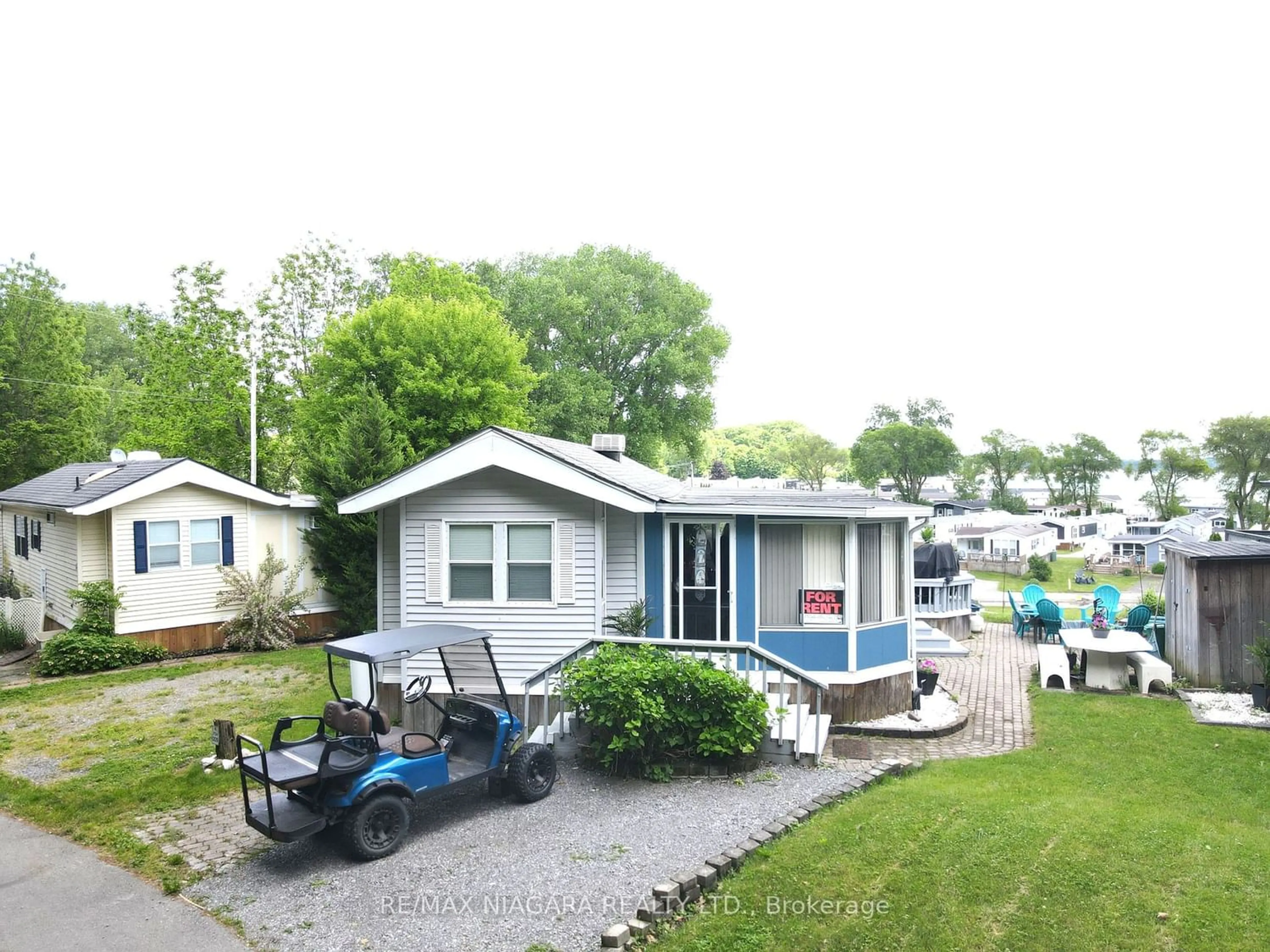 Cottage for 9 Fishermans Hill, Port Colborne Ontario L0S 1R0