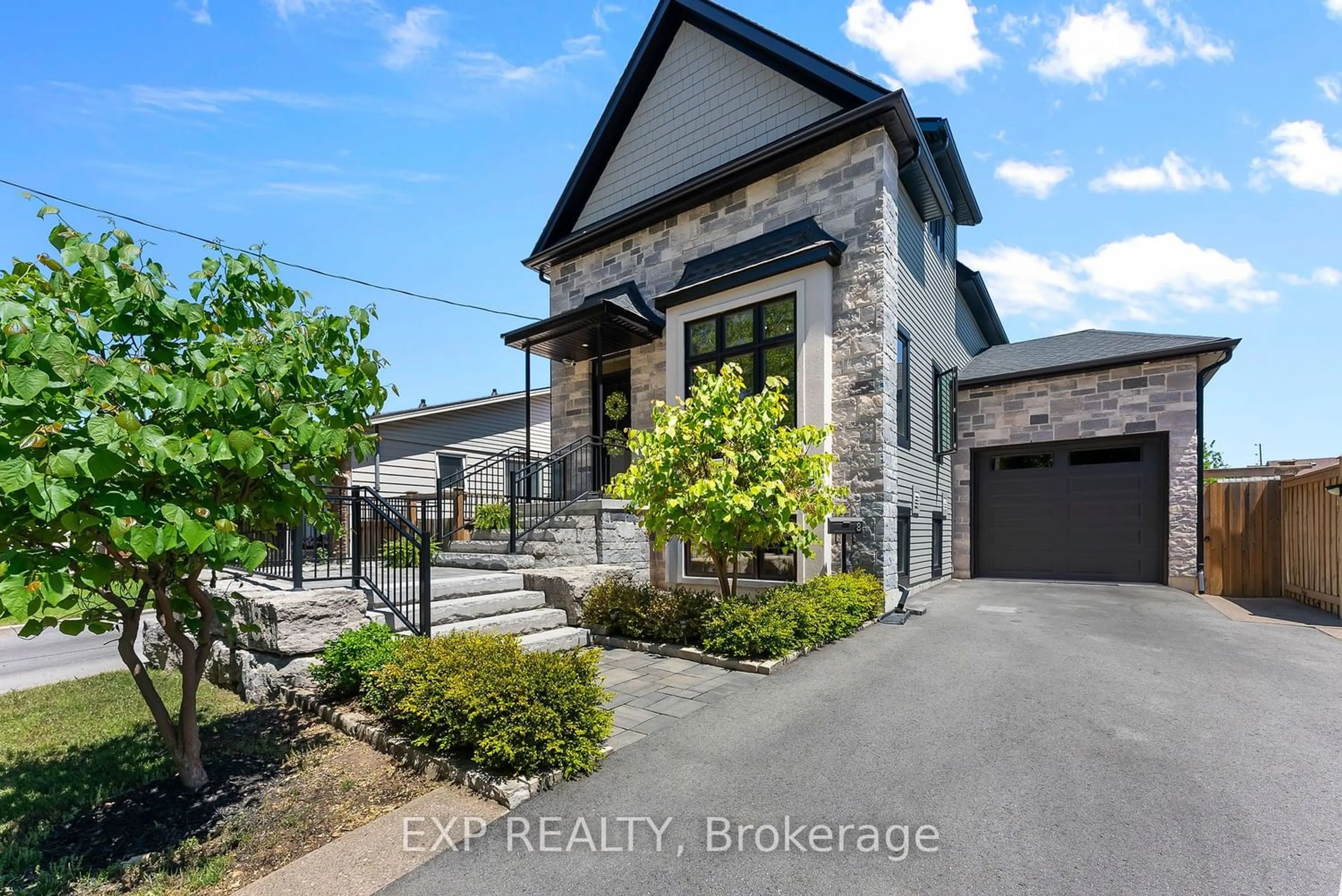 Frontside or backside of a home for 8 Stanmary Dr, St. Catharines Ontario L2N 5T4