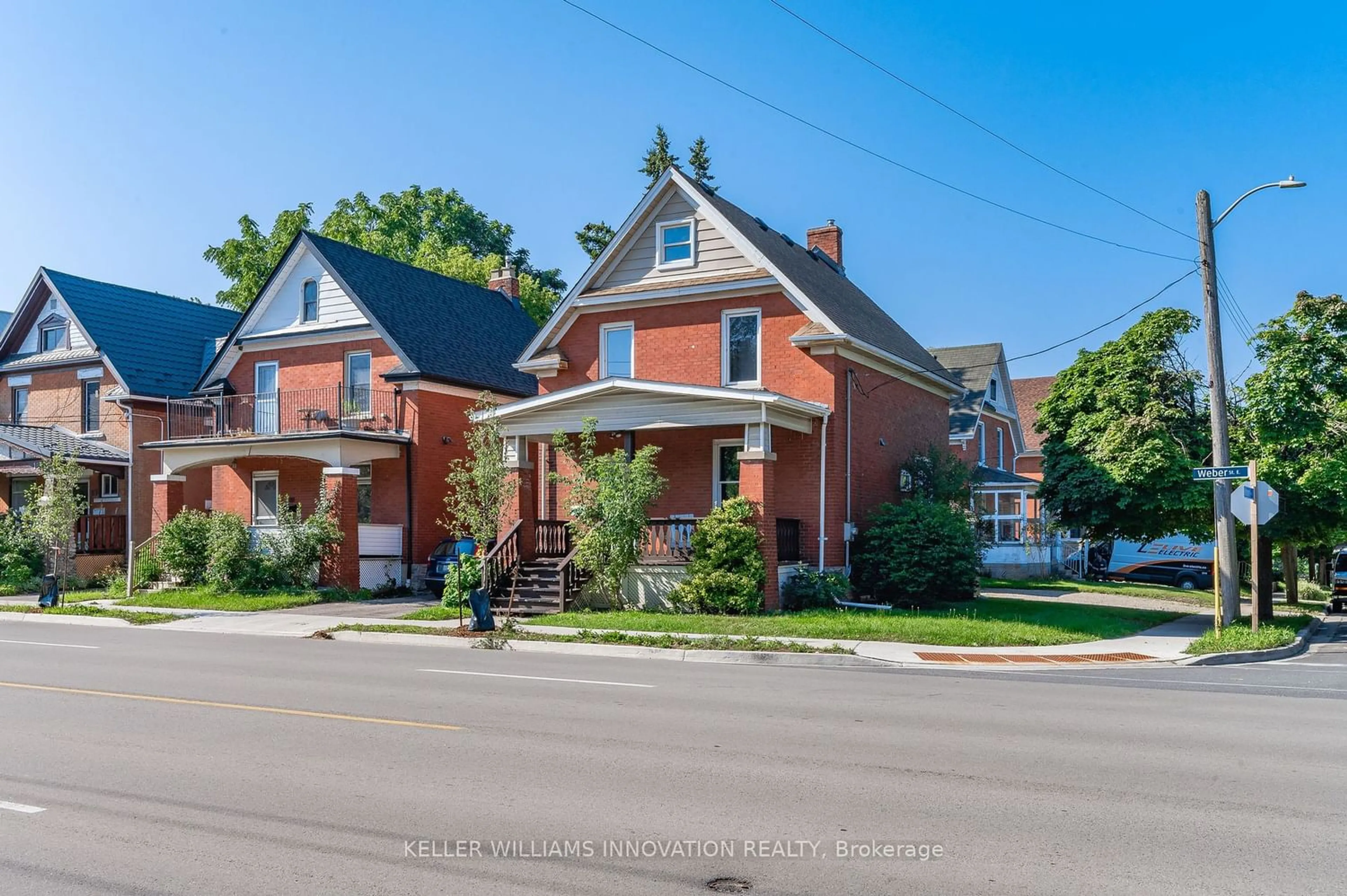 Frontside or backside of a home for 177 Weber St, Kitchener Ontario N2H 1E3