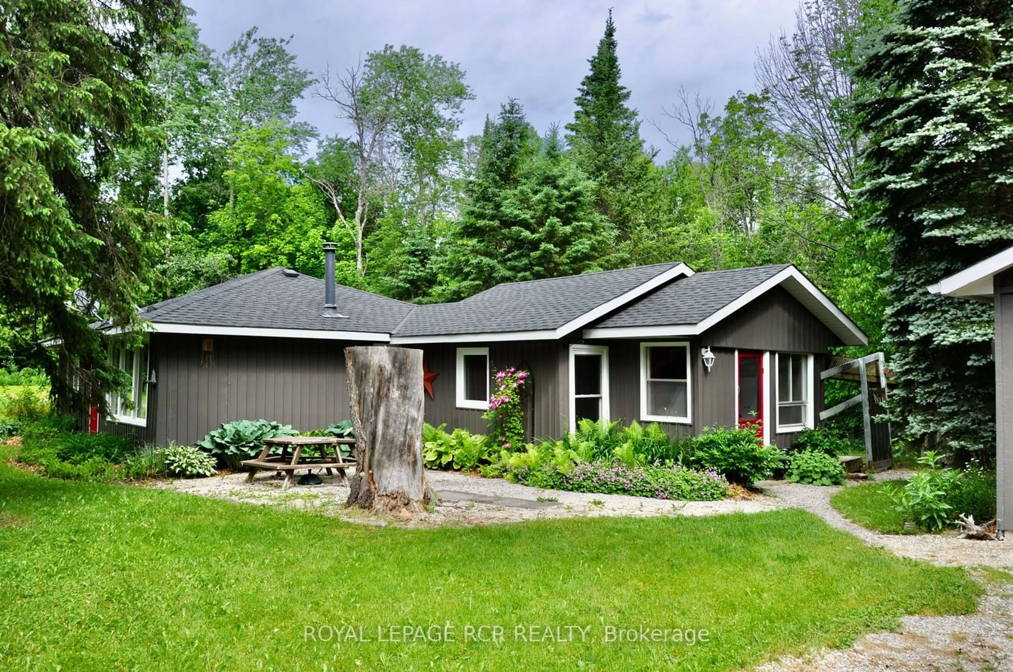 Cottage for 606095 River Rd, Mulmur Ontario L9V 0S9