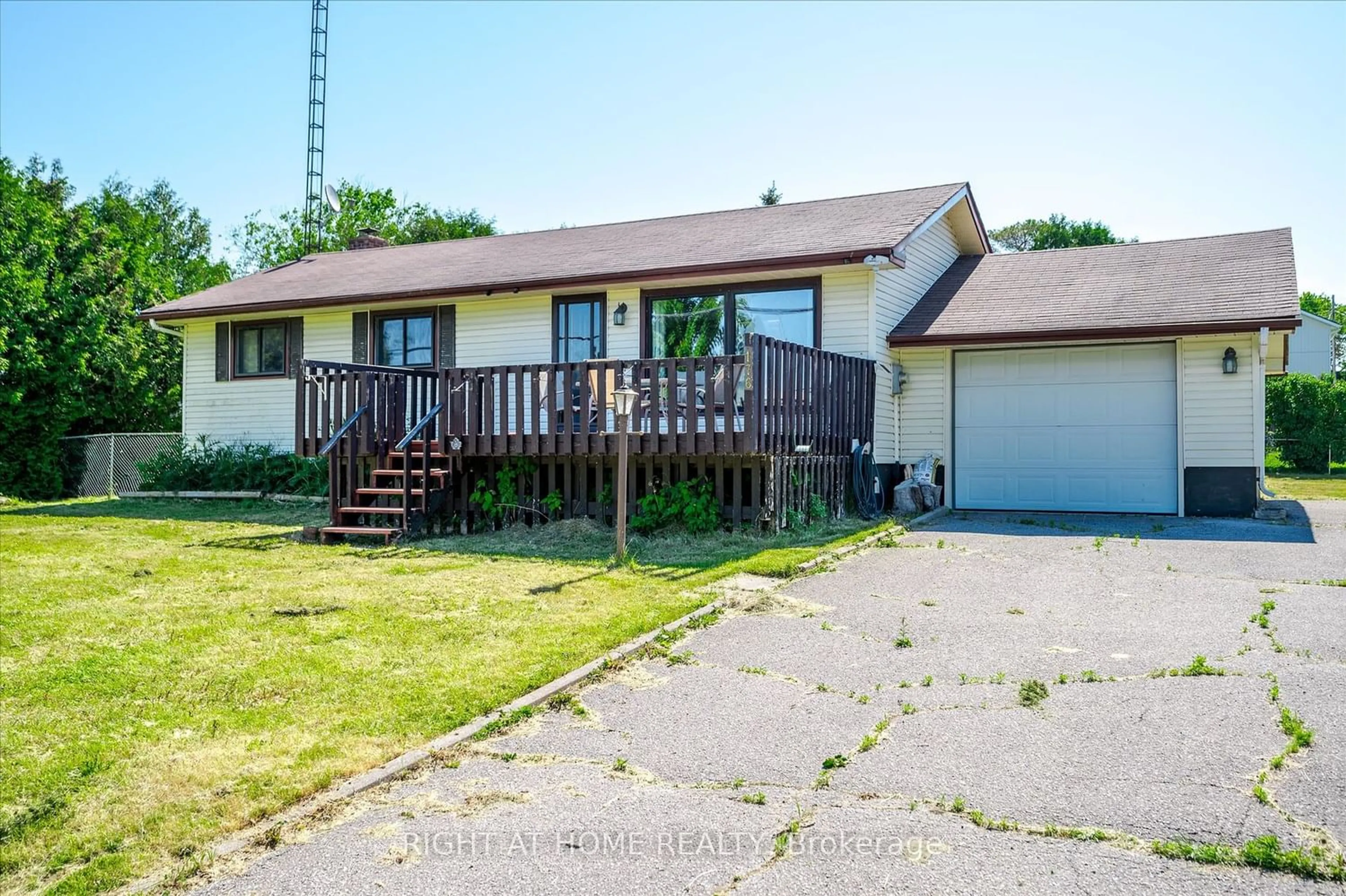 Frontside or backside of a home for 176 Snug Harbour Rd, Kawartha Lakes Ontario K9V 4R6