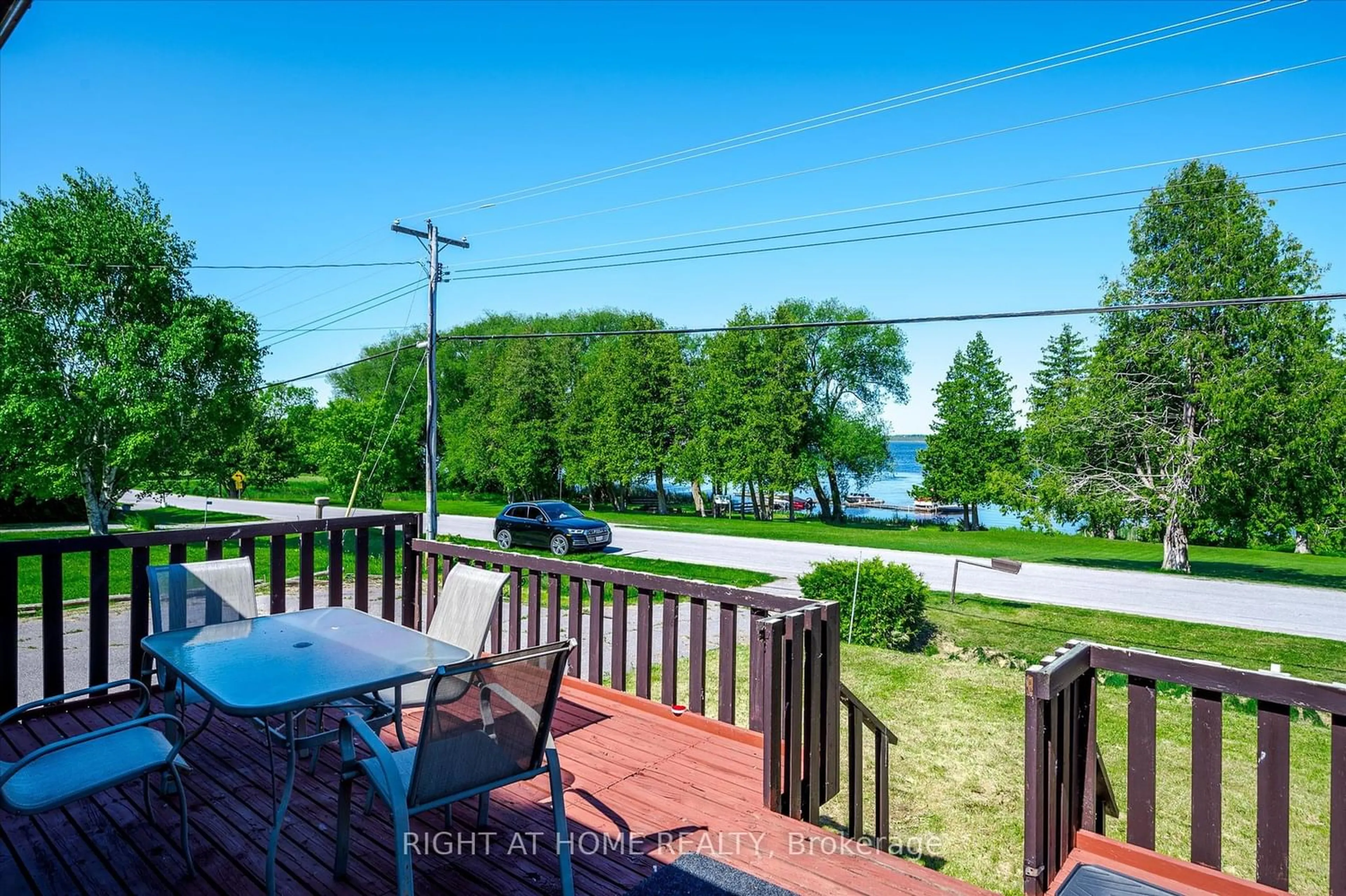 Patio for 176 Snug Harbour Rd, Kawartha Lakes Ontario K9V 4R6