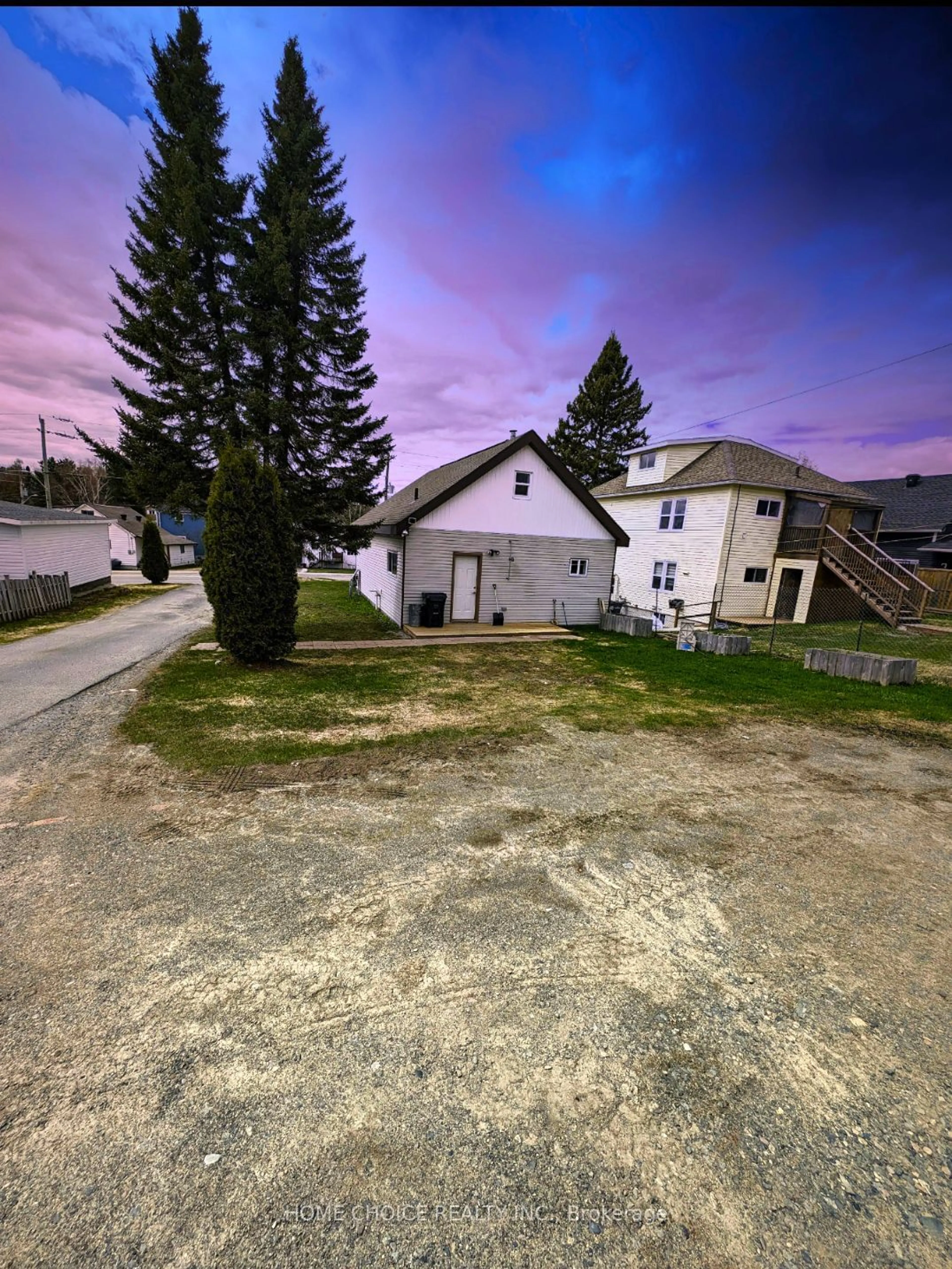 Frontside or backside of a home for 120 WOODS St, Kirkland Lake Ontario P2N 3C6