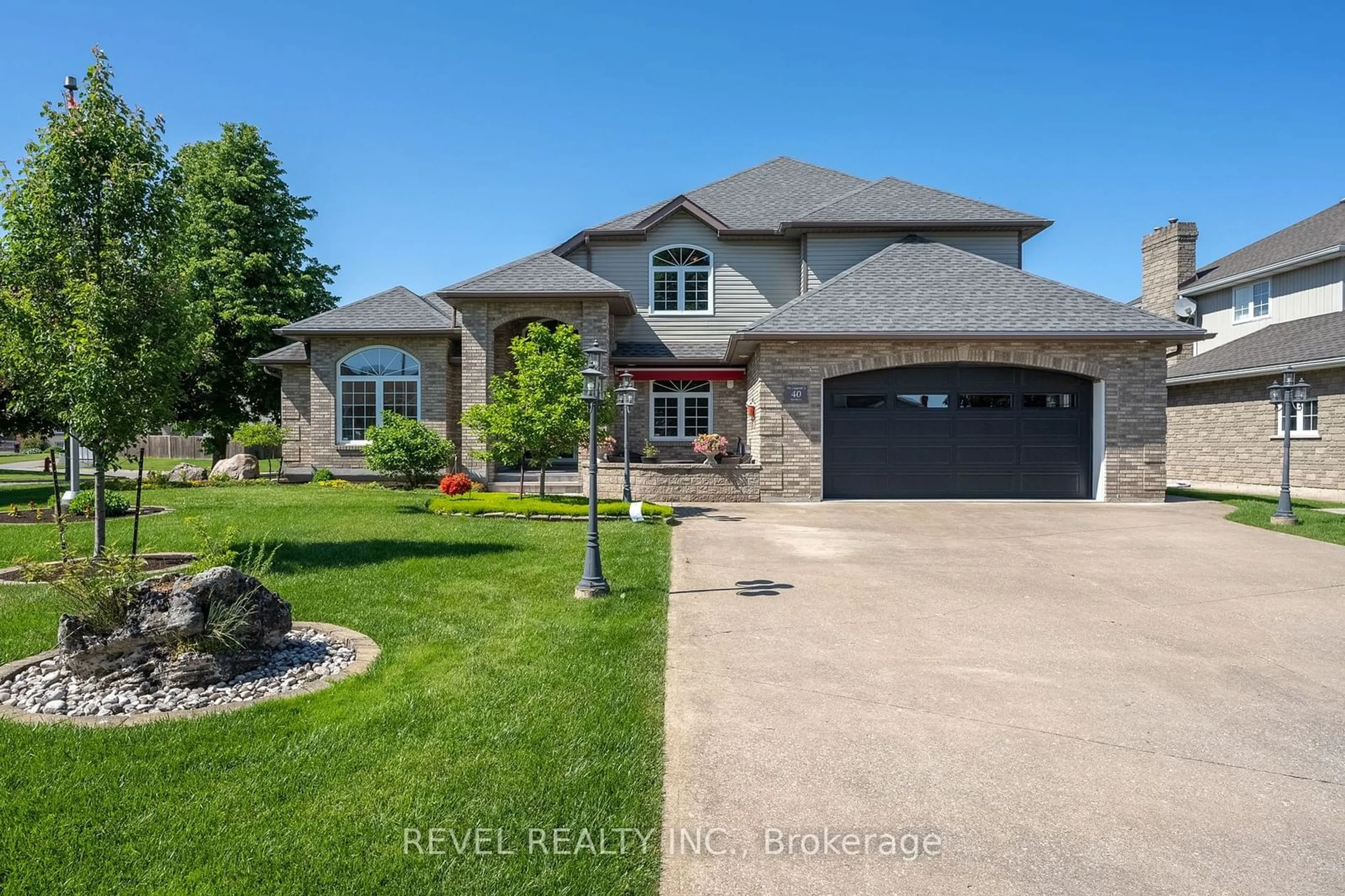 Frontside or backside of a home for 40 Bartok Cres, Port Colborne Ontario L3K 6B5