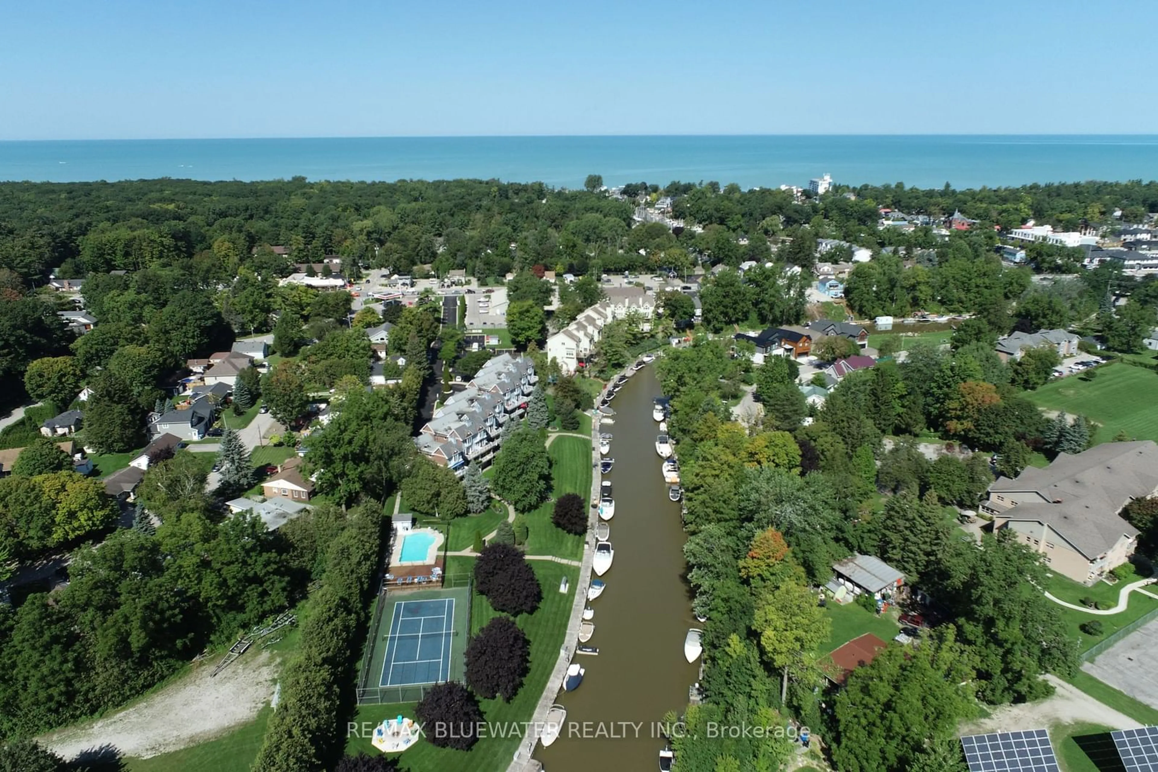 Lakeview for 48 Ontario St #26, Lambton Shores Ontario N0M 1T0