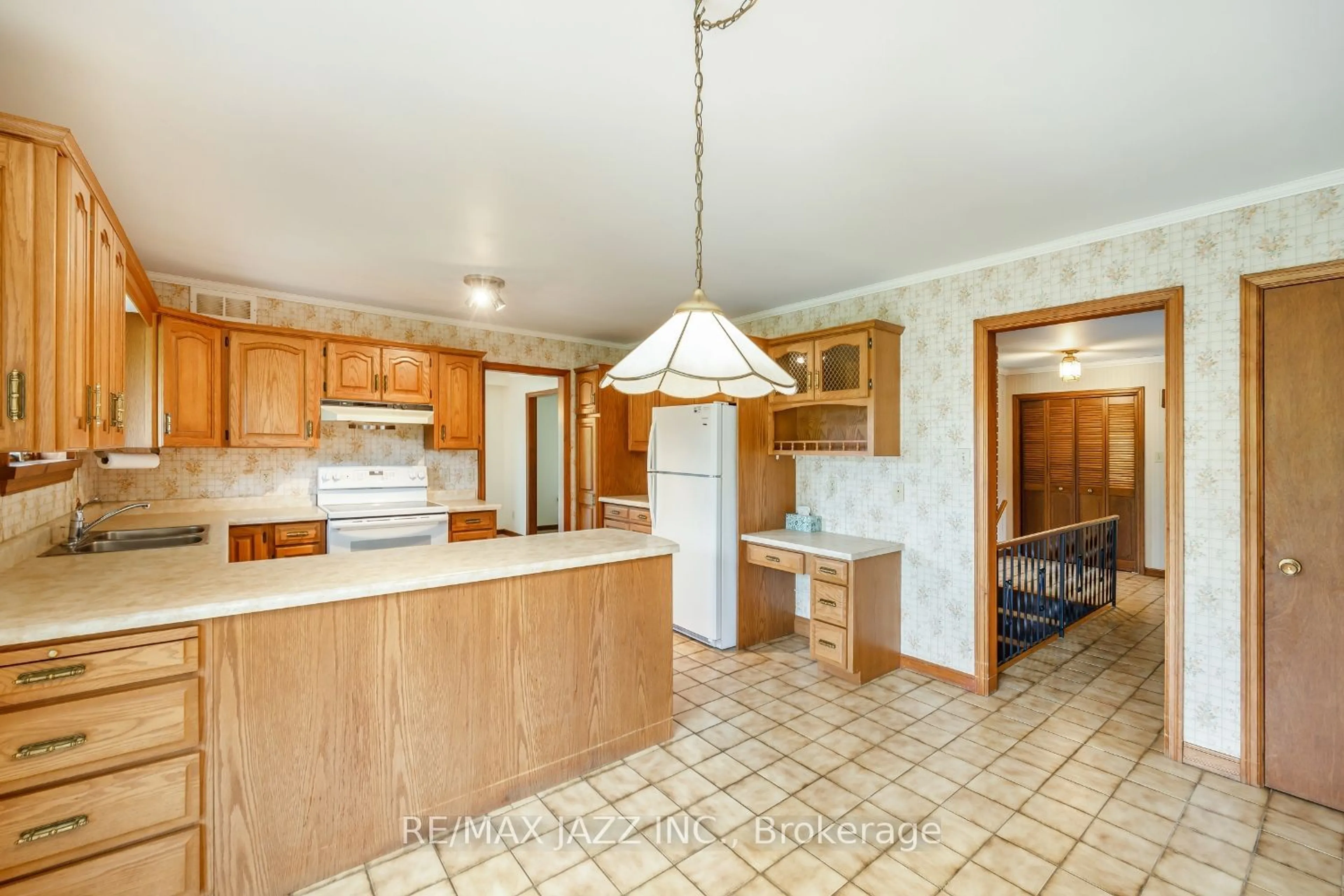 Kitchen for 263 Dundee Cres, Port Hope Ontario L9M 1R2