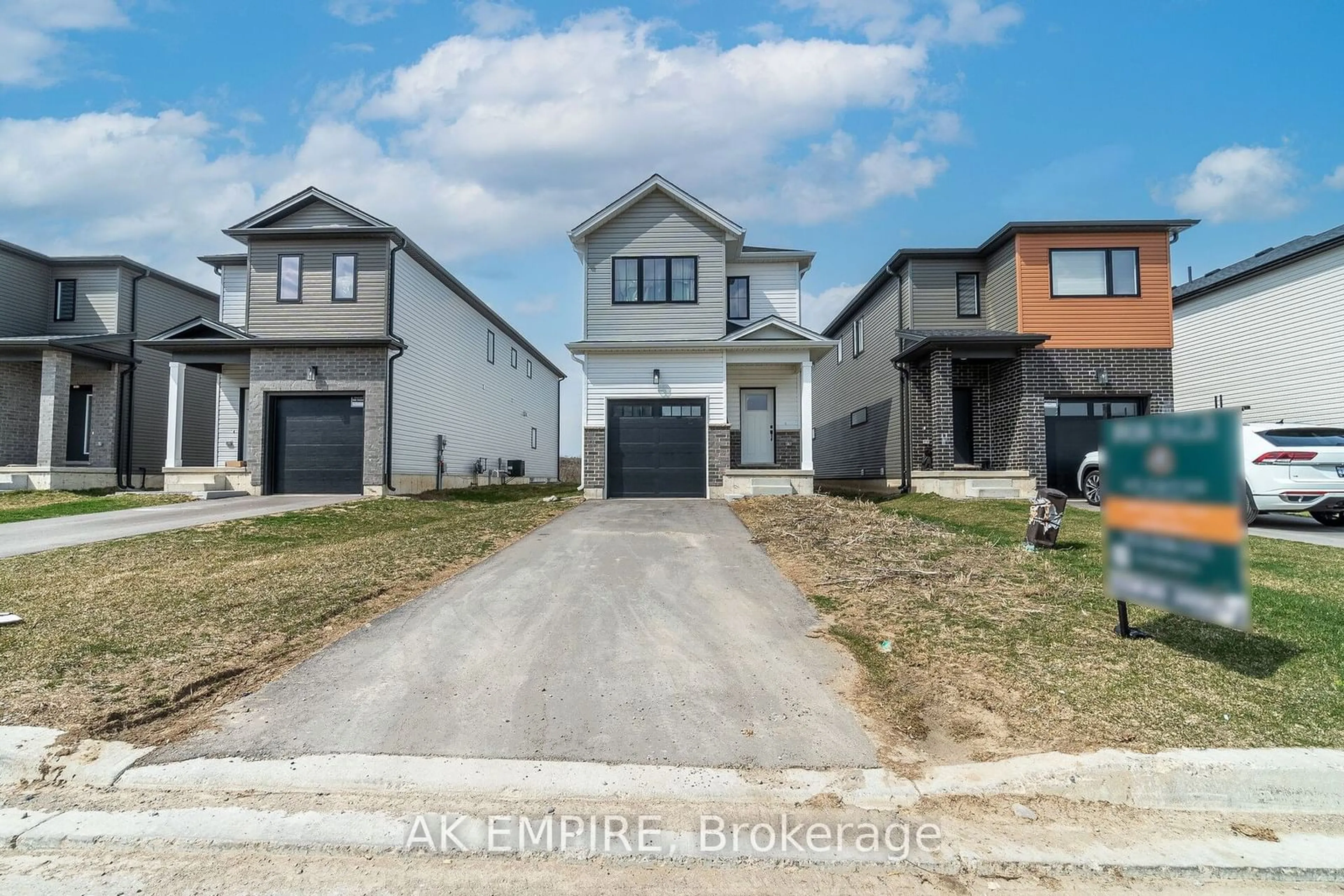 Frontside or backside of a home for 1604 Capri Cres, London Ontario N6G 3P2