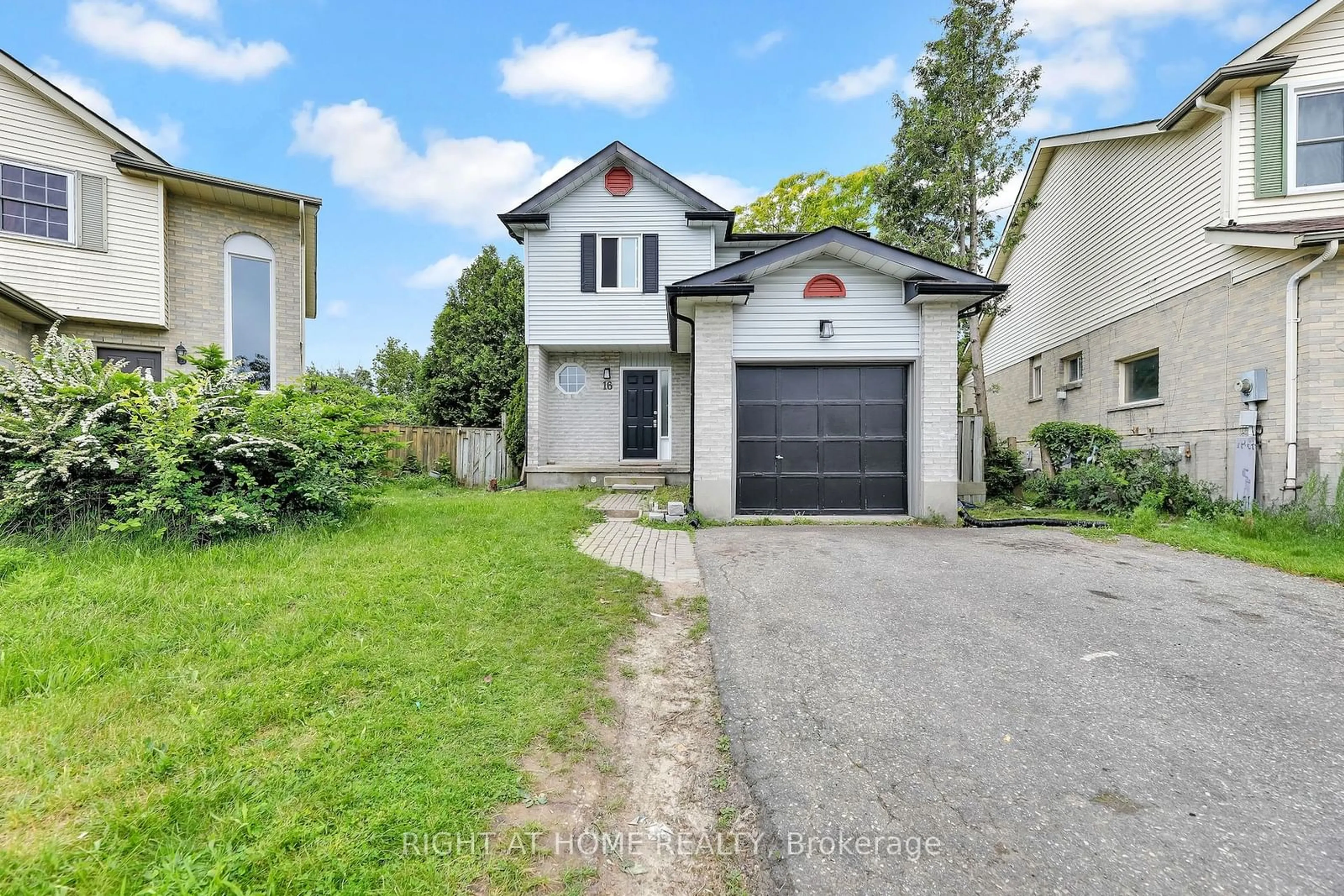 Frontside or backside of a home for 16 Laurelwood Crt, Guelph Ontario N1G 4E9