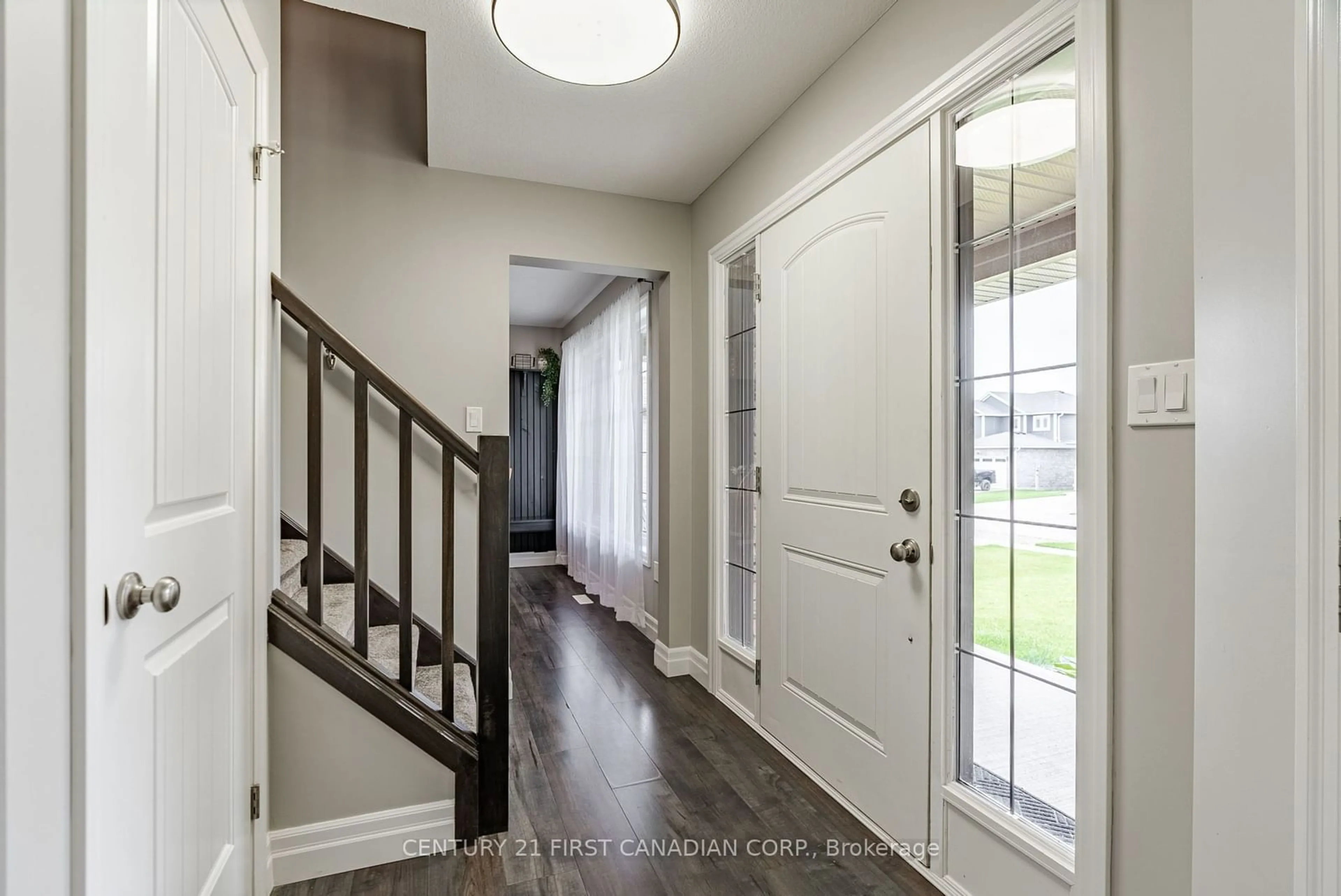 Indoor entryway, wood floors for 181 Gilmour Dr, Lucan Biddulph Ontario N0M 2J0