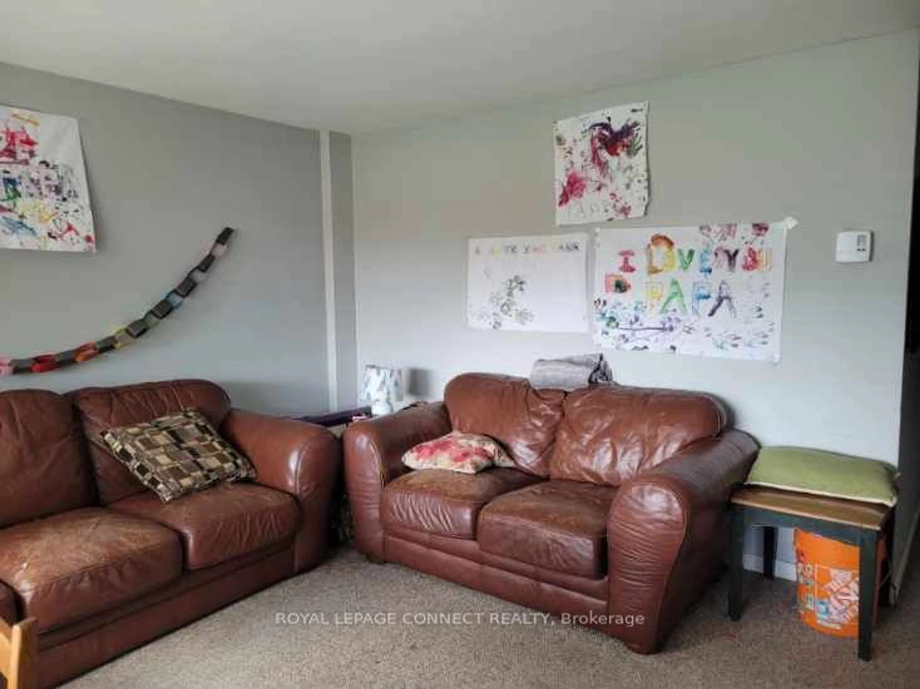 Living room for 22 Livingstone Ave, Madoc Ontario K0K 2K0