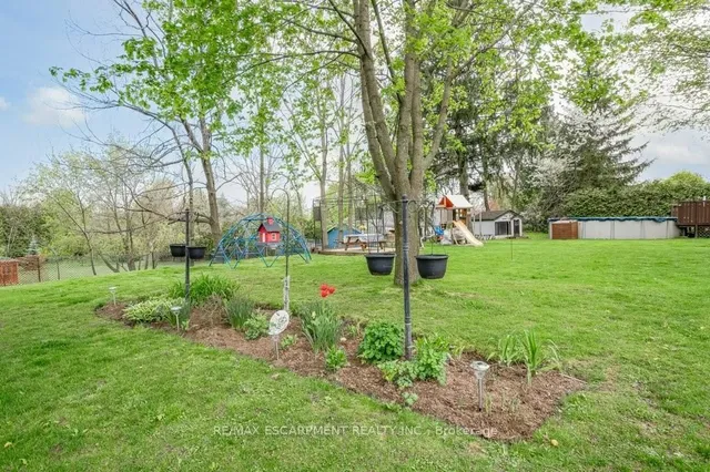 Additional property image - 925 Highway 6