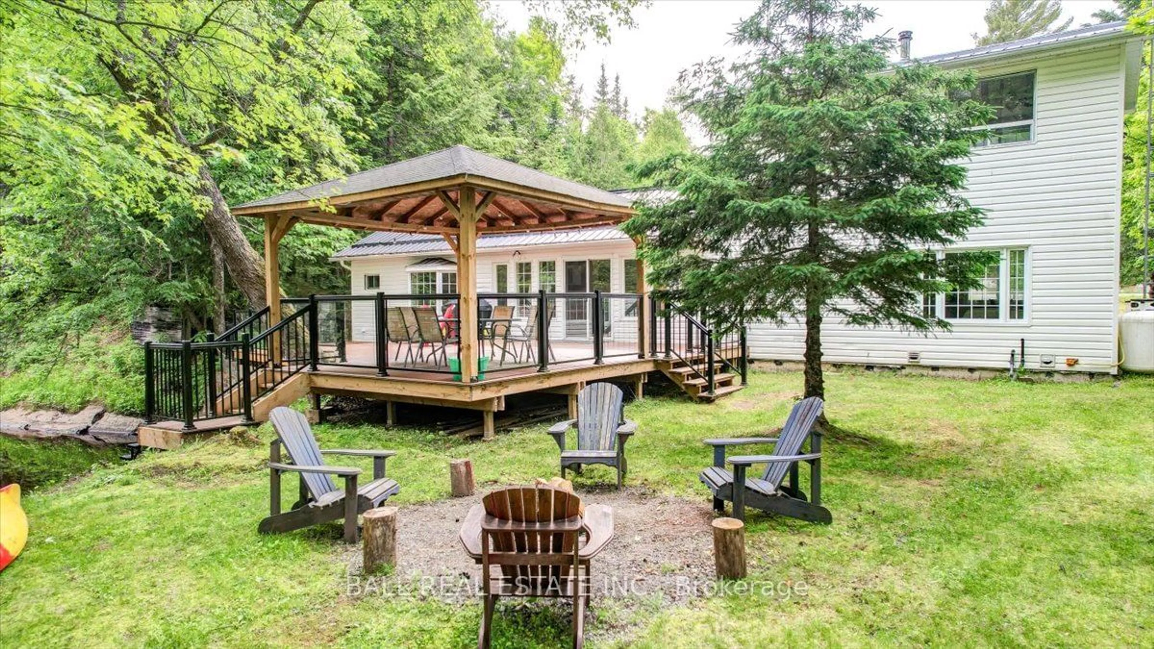 Patio for 8403 Highway 28, North Kawartha Ontario K0L 1A0