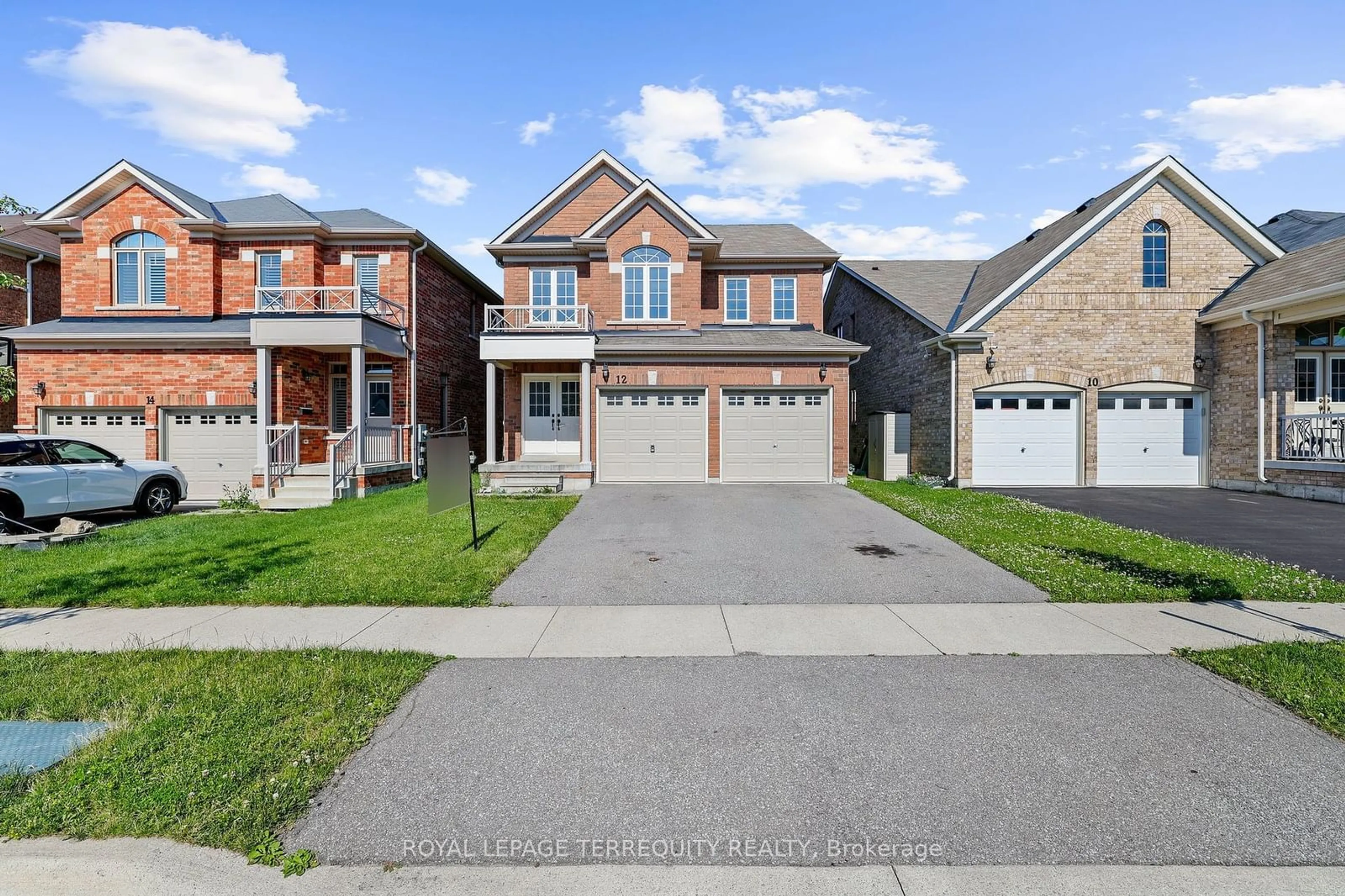 Frontside or backside of a home for 12 Fred Fisher Cres, St. Catharines Ontario L2P 0A9