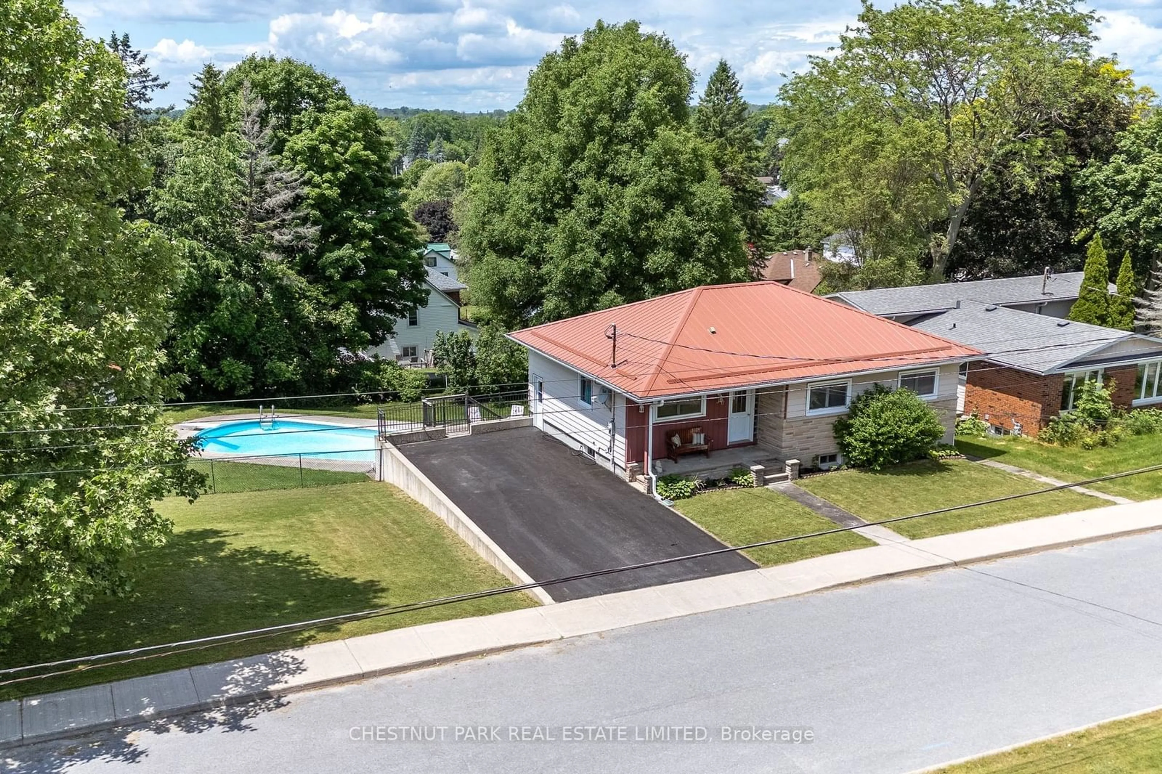 Lakeview for 30 Prospect Ave, Prince Edward County Ontario K0K 2T0