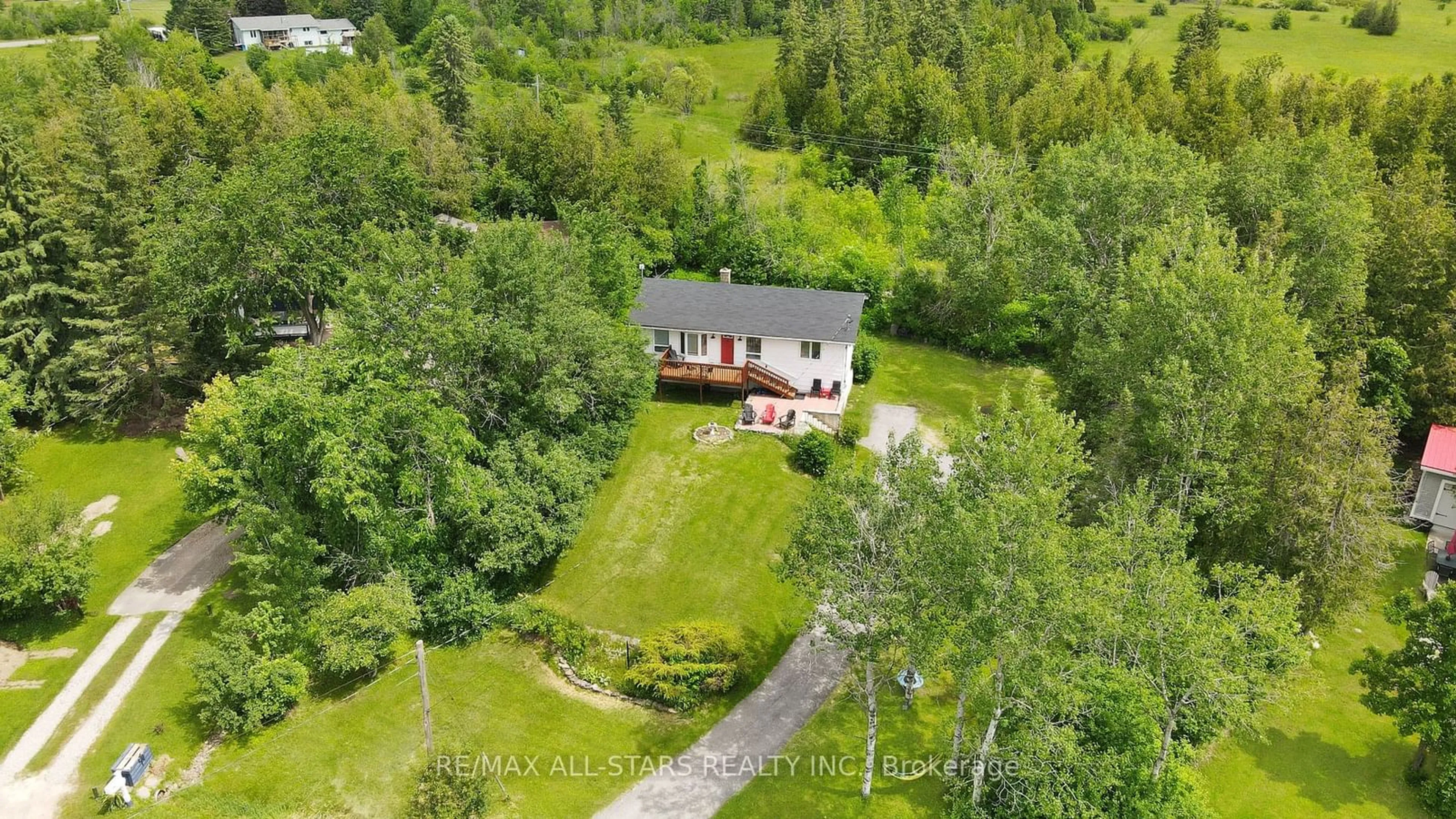 Frontside or backside of a home, cottage for 43 Sturgeon Glen Rd, Kawartha Lakes Ontario K0M 1N0