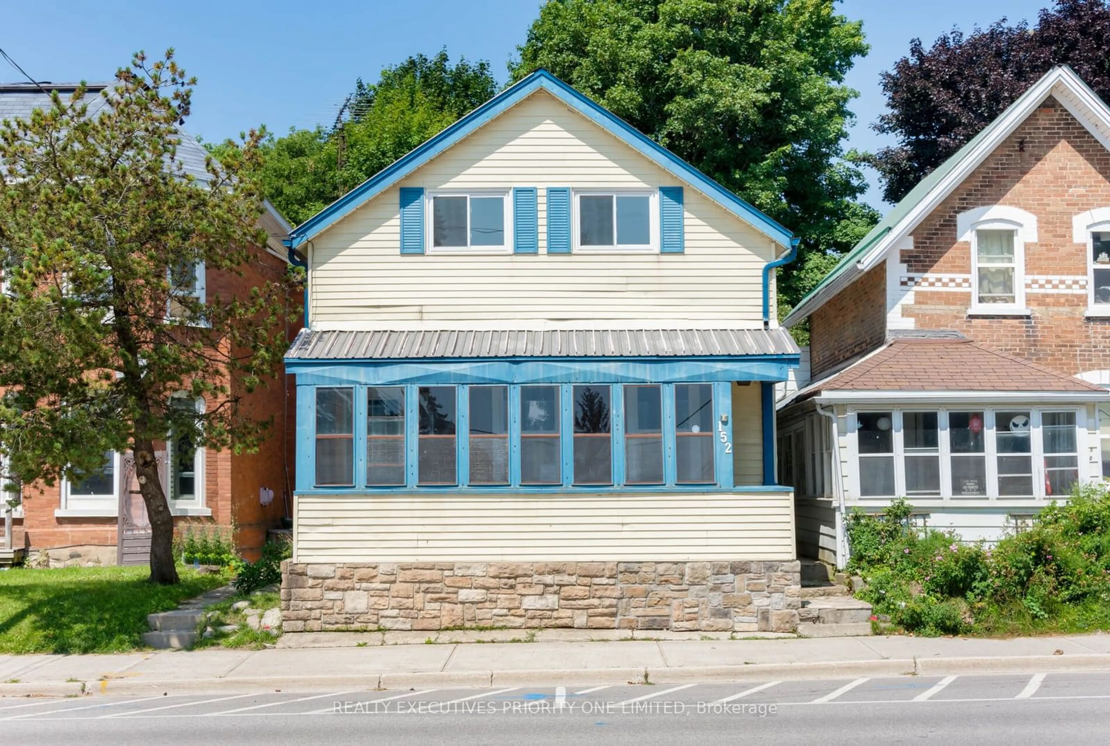Frontside or backside of a home for 152 Main St, Shelburne Ontario L0N 1S3