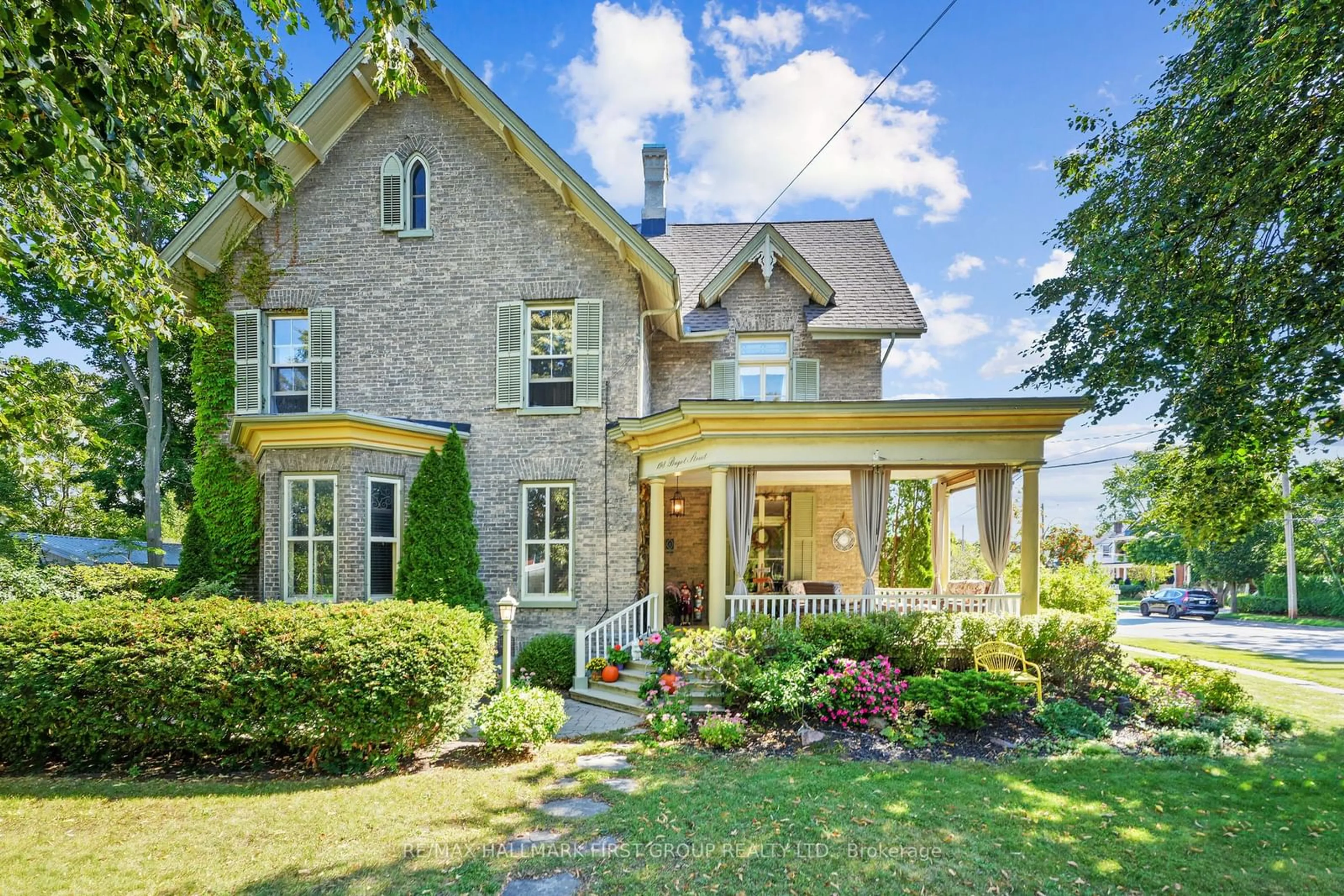 Cottage for 198 BAGOT St, Cobourg Ontario K9A 3G4