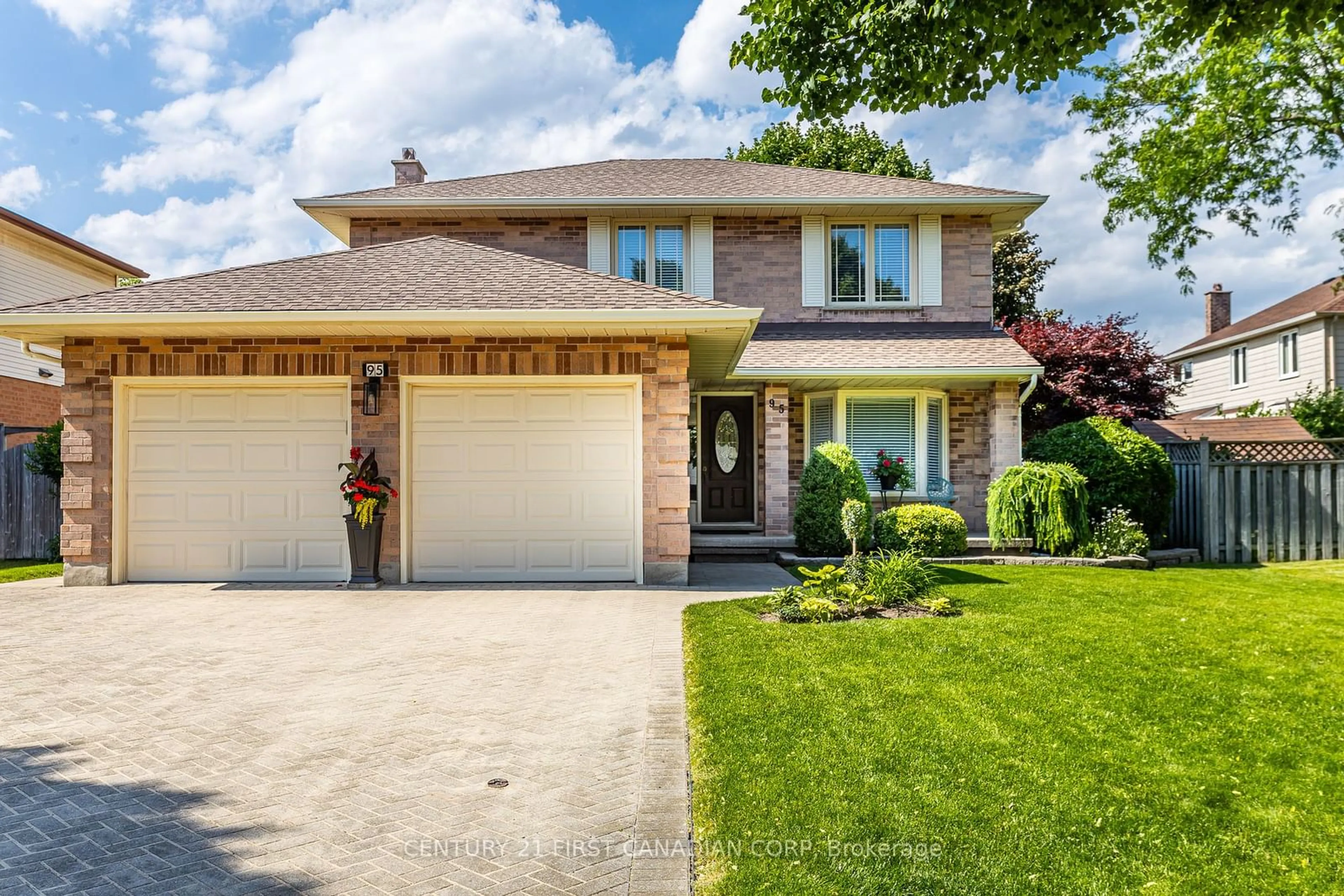 Frontside or backside of a home for 95 Mountainview Cres, London Ontario N6J 4M9