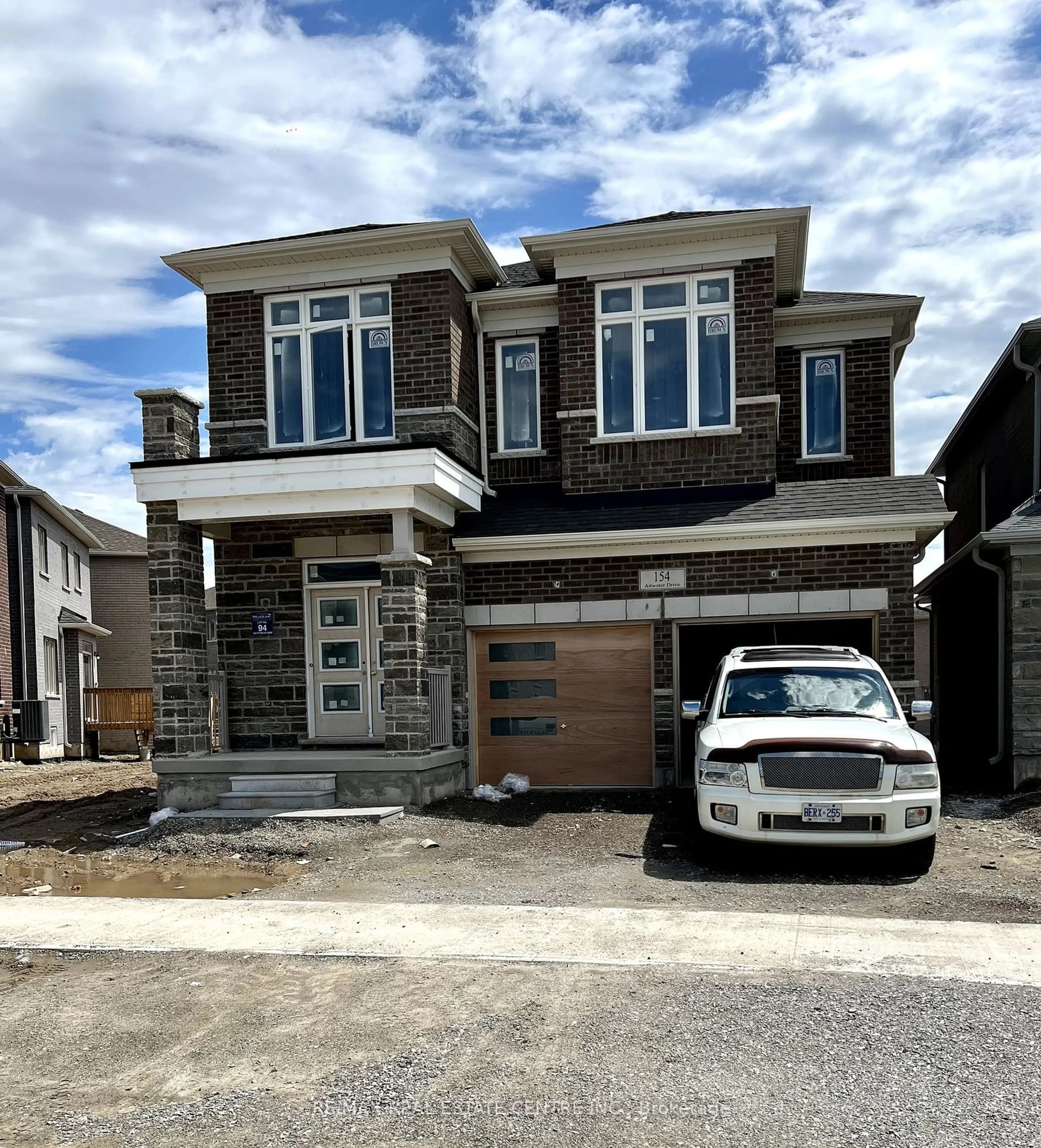 Frontside or backside of a home for 154 Attwater Dr, Cambridge Ontario N1R 5S2