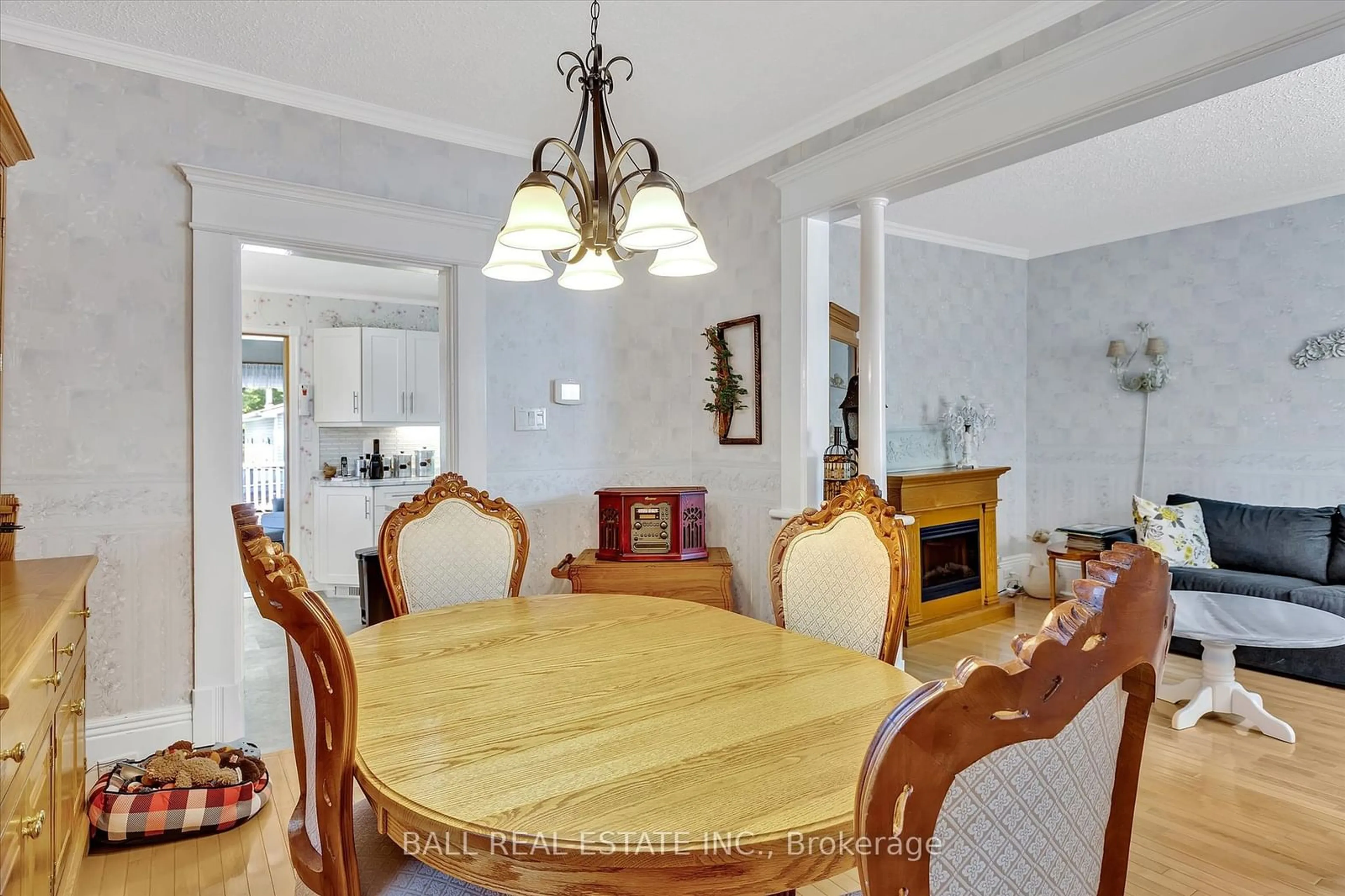Dining room for 51 Concession St, Havelock-Belmont-Methuen Ontario K0L 1Y0