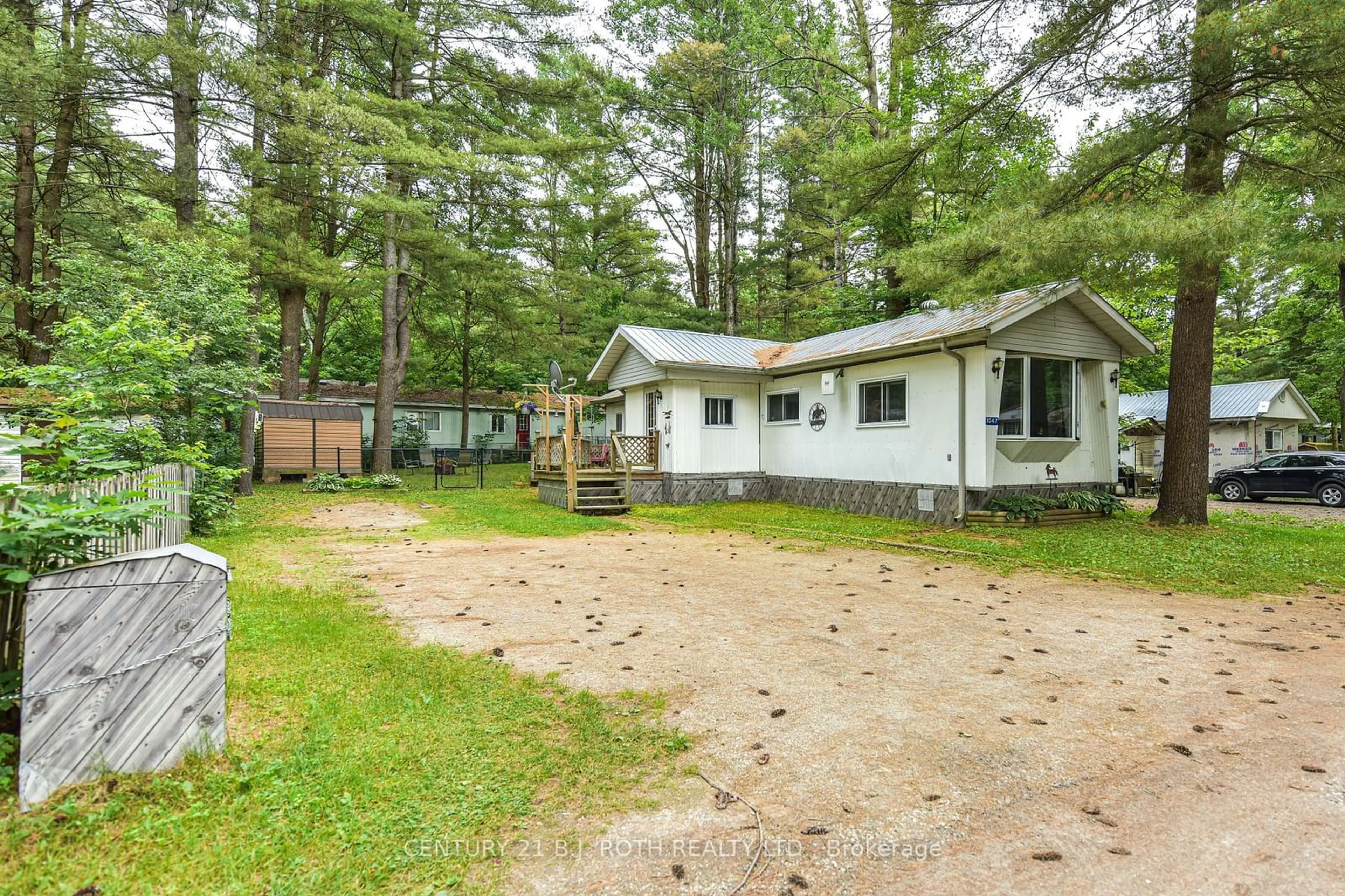 Cottage for 1047 Four Seasons Rd, Gravenhurst Ontario P0E 1N0