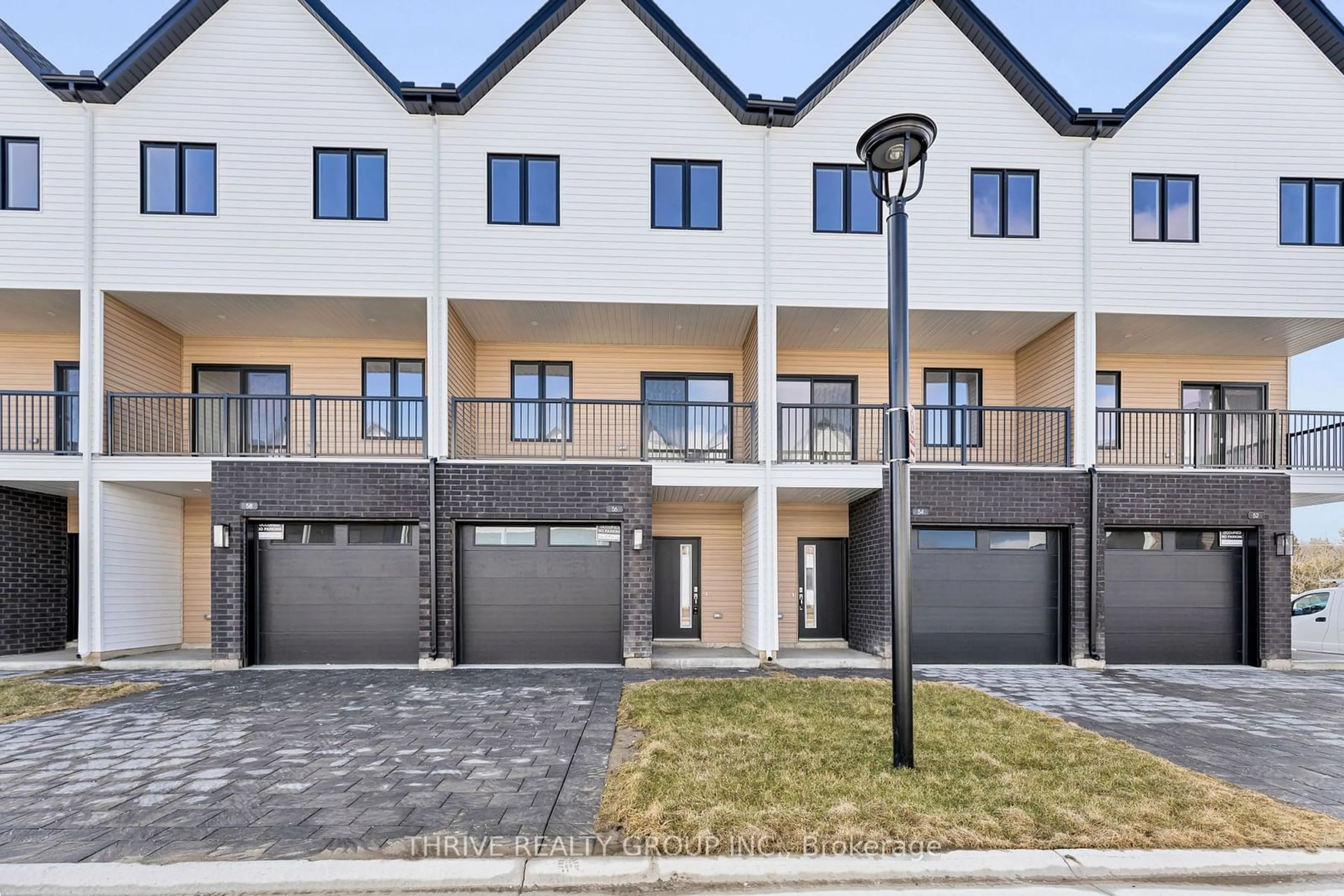 A pic from exterior of the house or condo for 1595 Capri Cres #60, London Ontario N6G 3P2