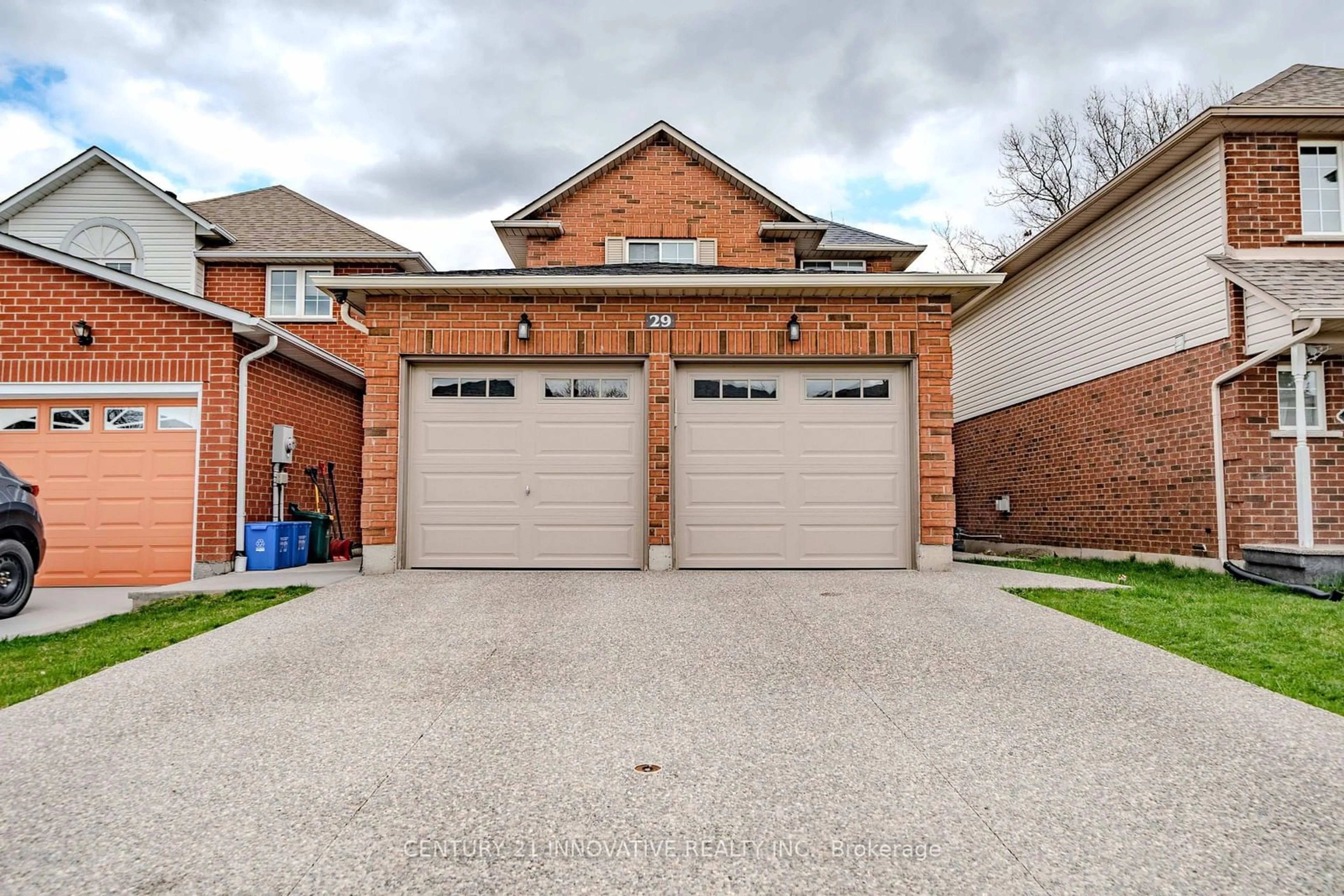 Home with brick exterior material for 29 Brookheath Lane, Hamilton Ontario L0R 1W0