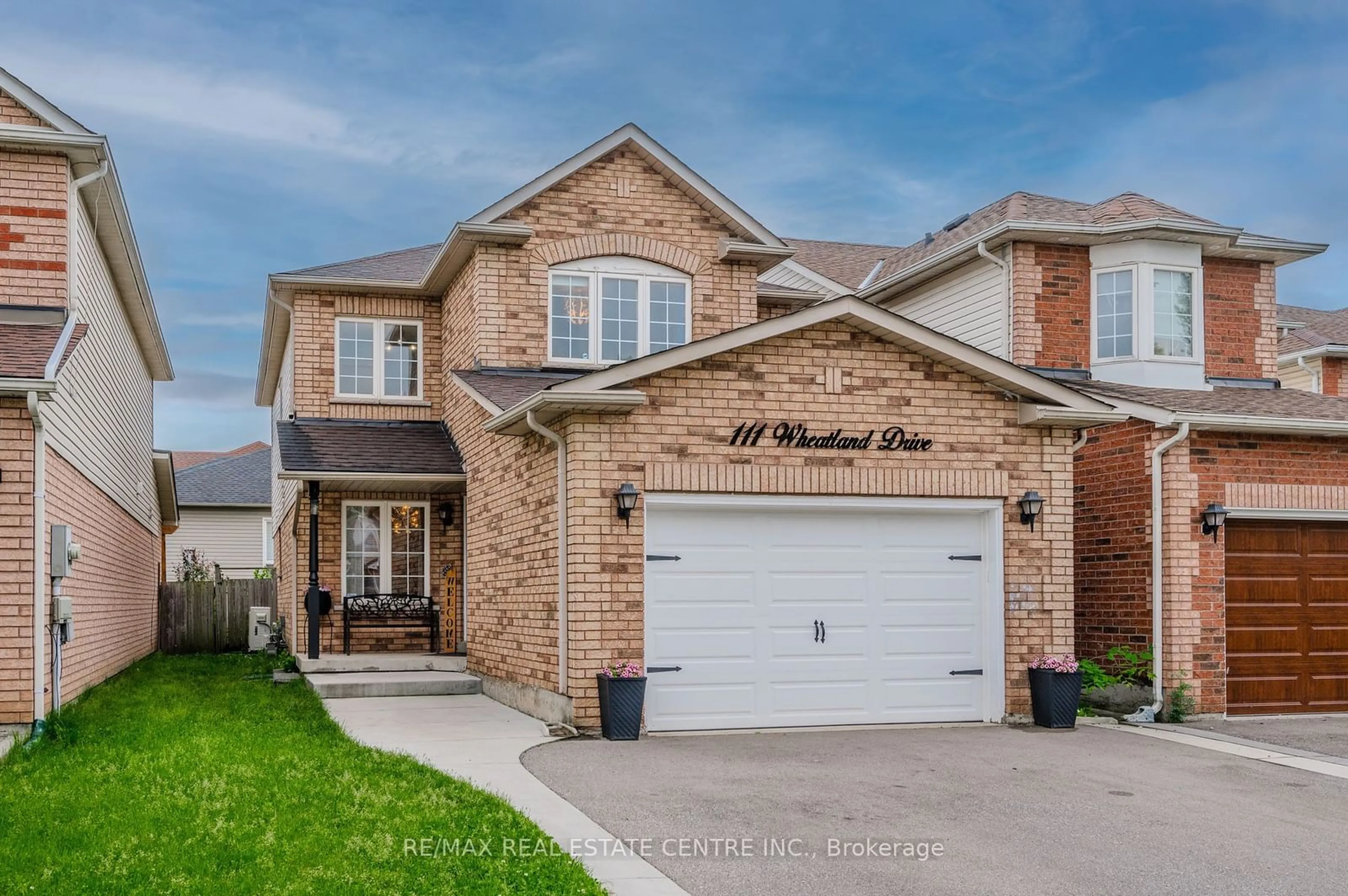 Home with brick exterior material for 111 Wheatland Dr, Cambridge Ontario N1P 1E2