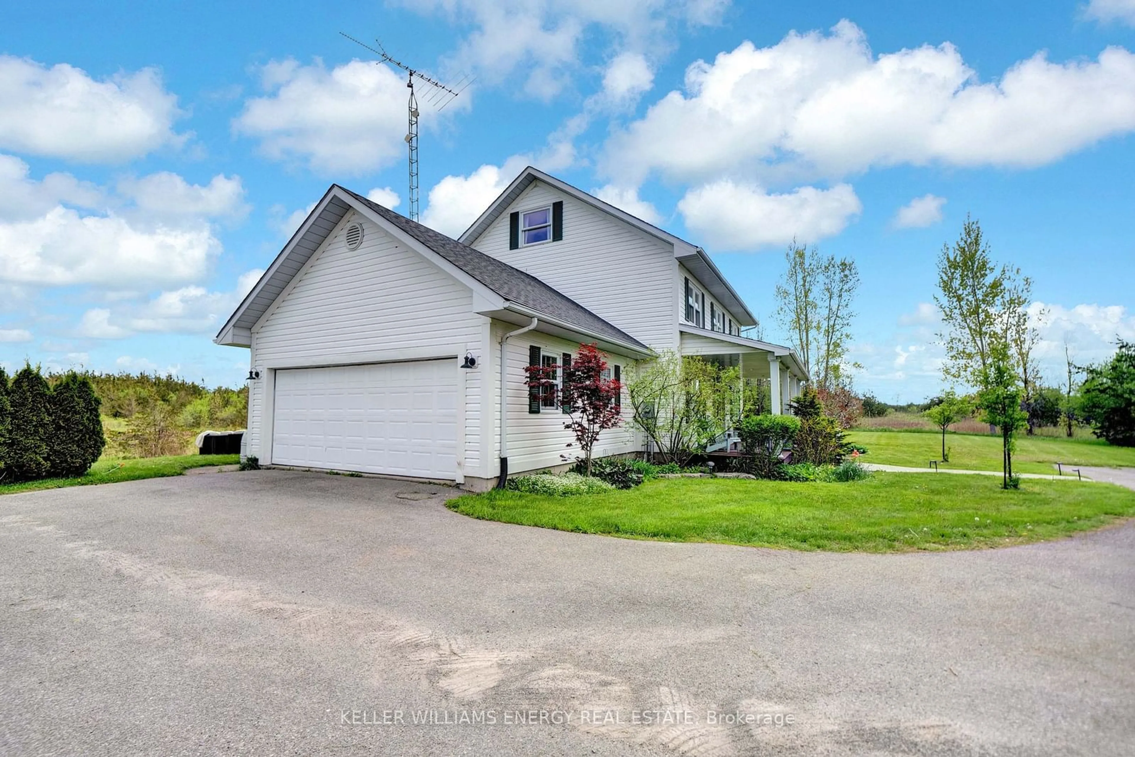 Frontside or backside of a home for 1720 County Road 2, Prince Edward County Ontario K0K 1G0