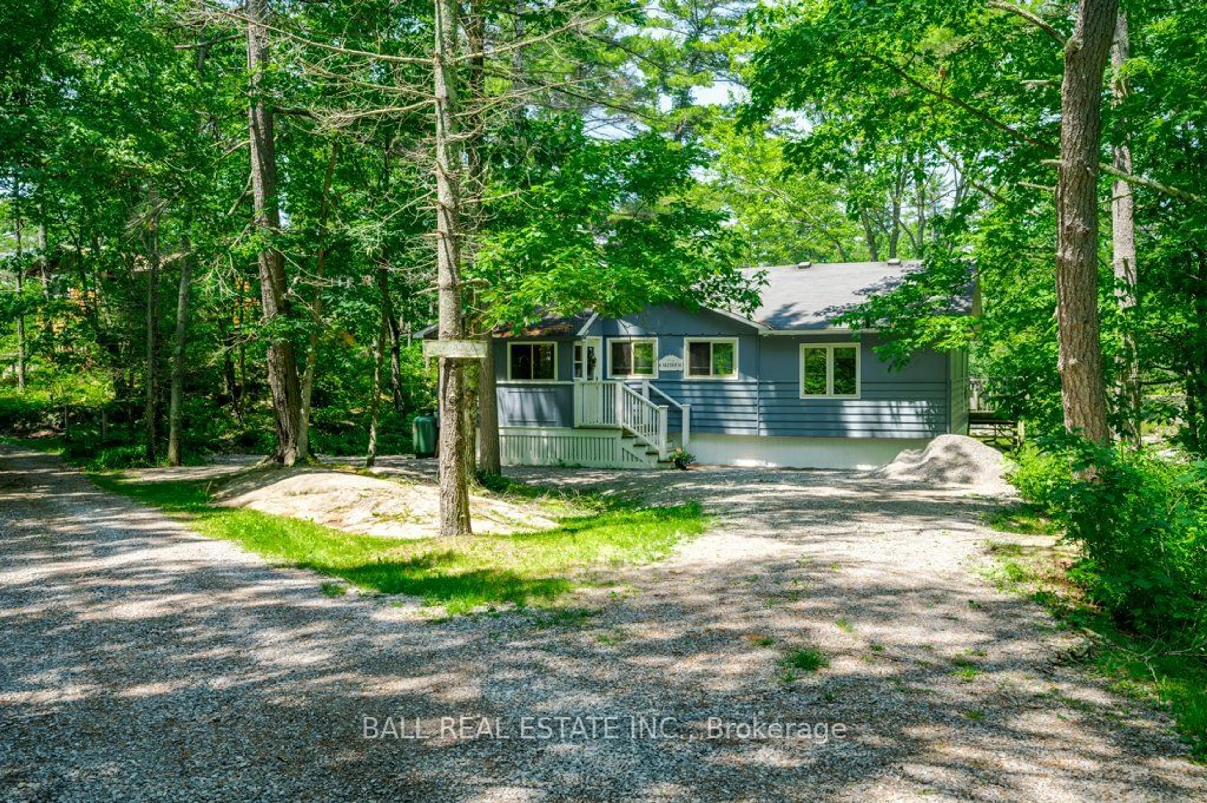 Cottage for 2720 Pine Lane, Smith-Ennismore-Lakefield Ontario K0L 2H0