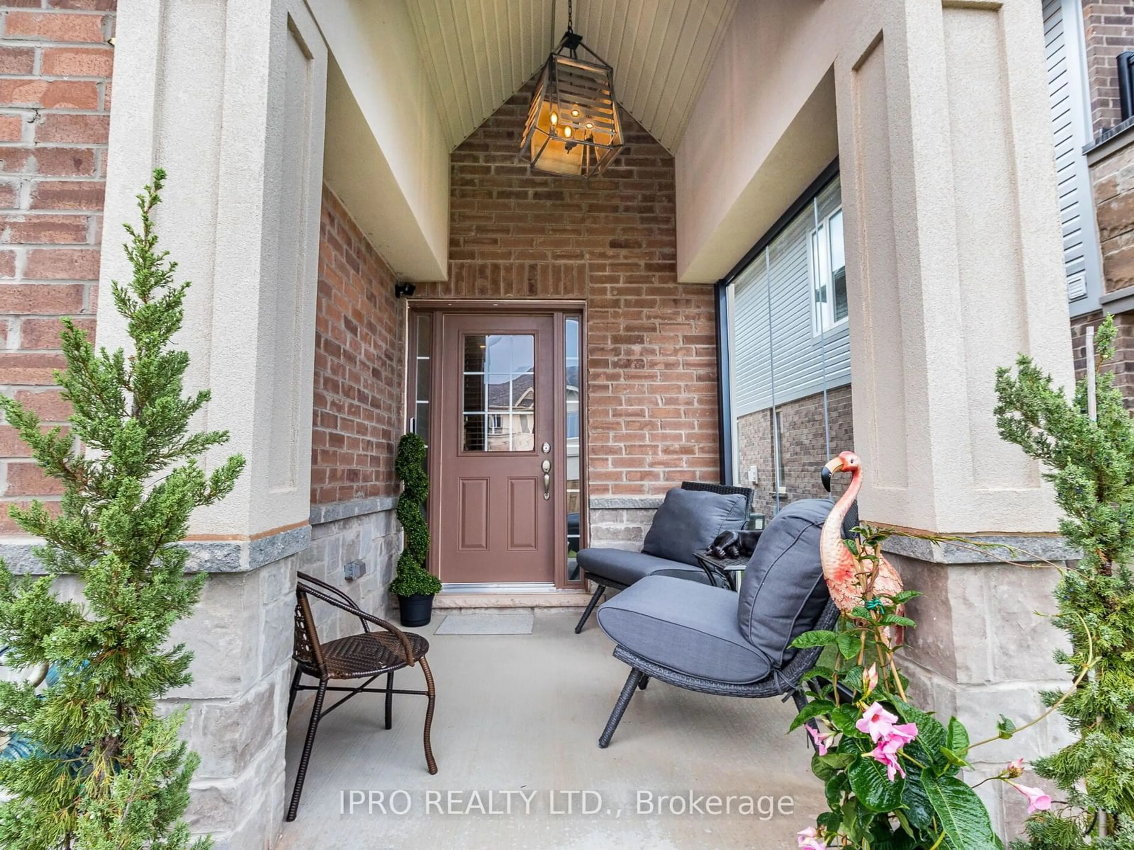 Indoor entryway for 41 Foothills Lane, Hamilton Ontario L8E 0K1