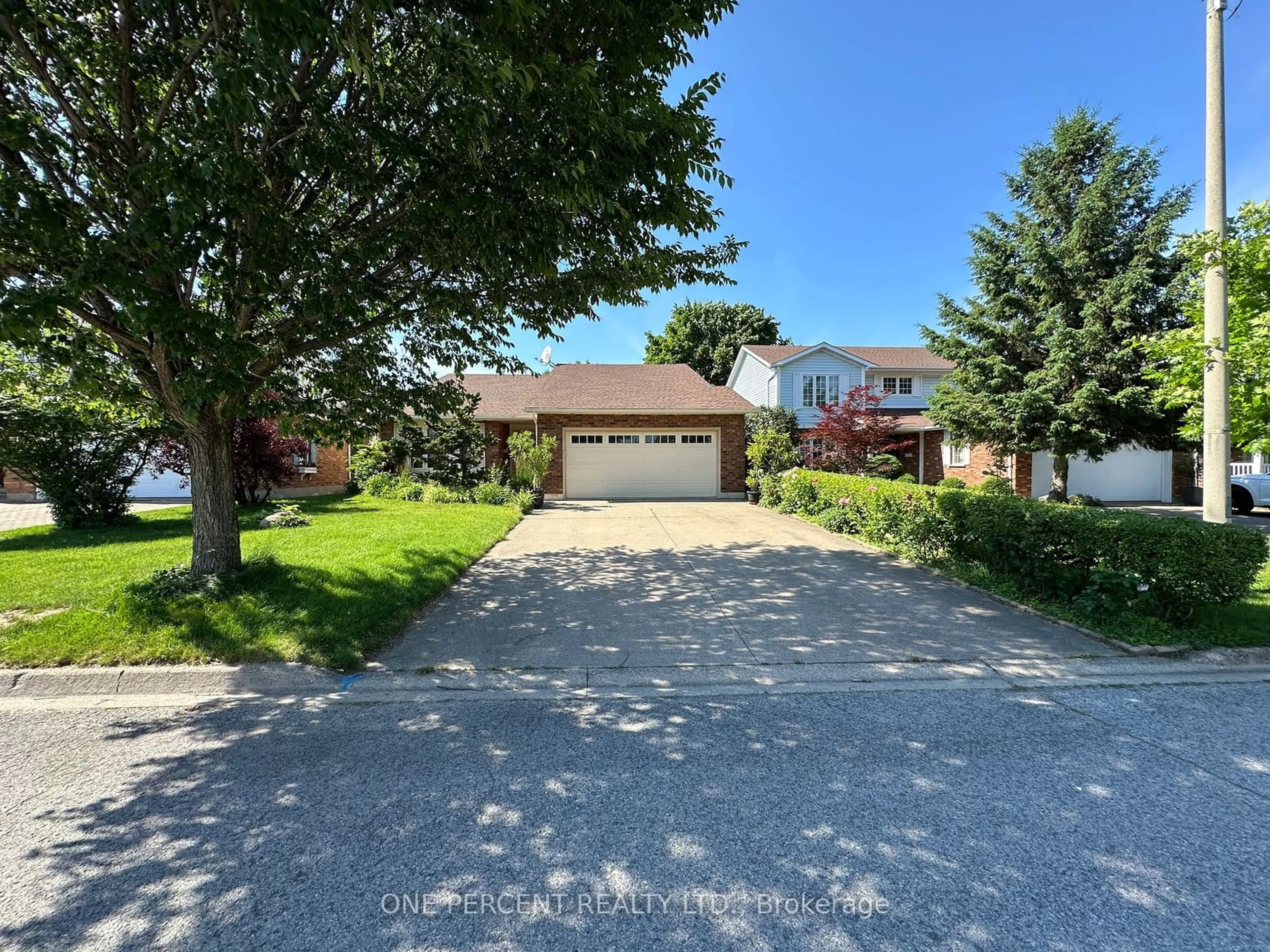 Frontside or backside of a home for 9 Bahama Bay, St. Catharines Ontario L2M 7W2