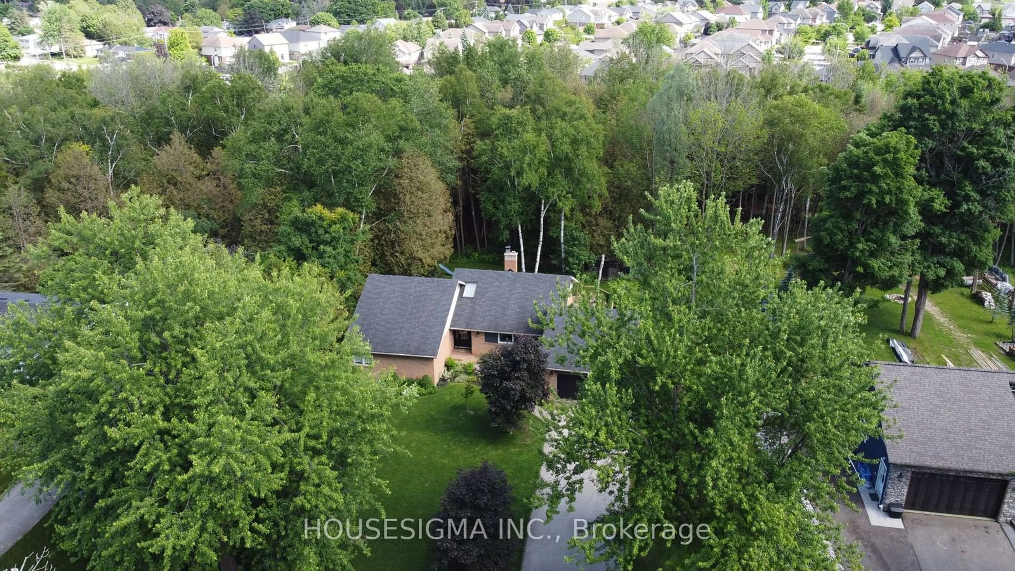 Cottage for 122 Maple Crt, Shelburne Ontario L9V 2W3