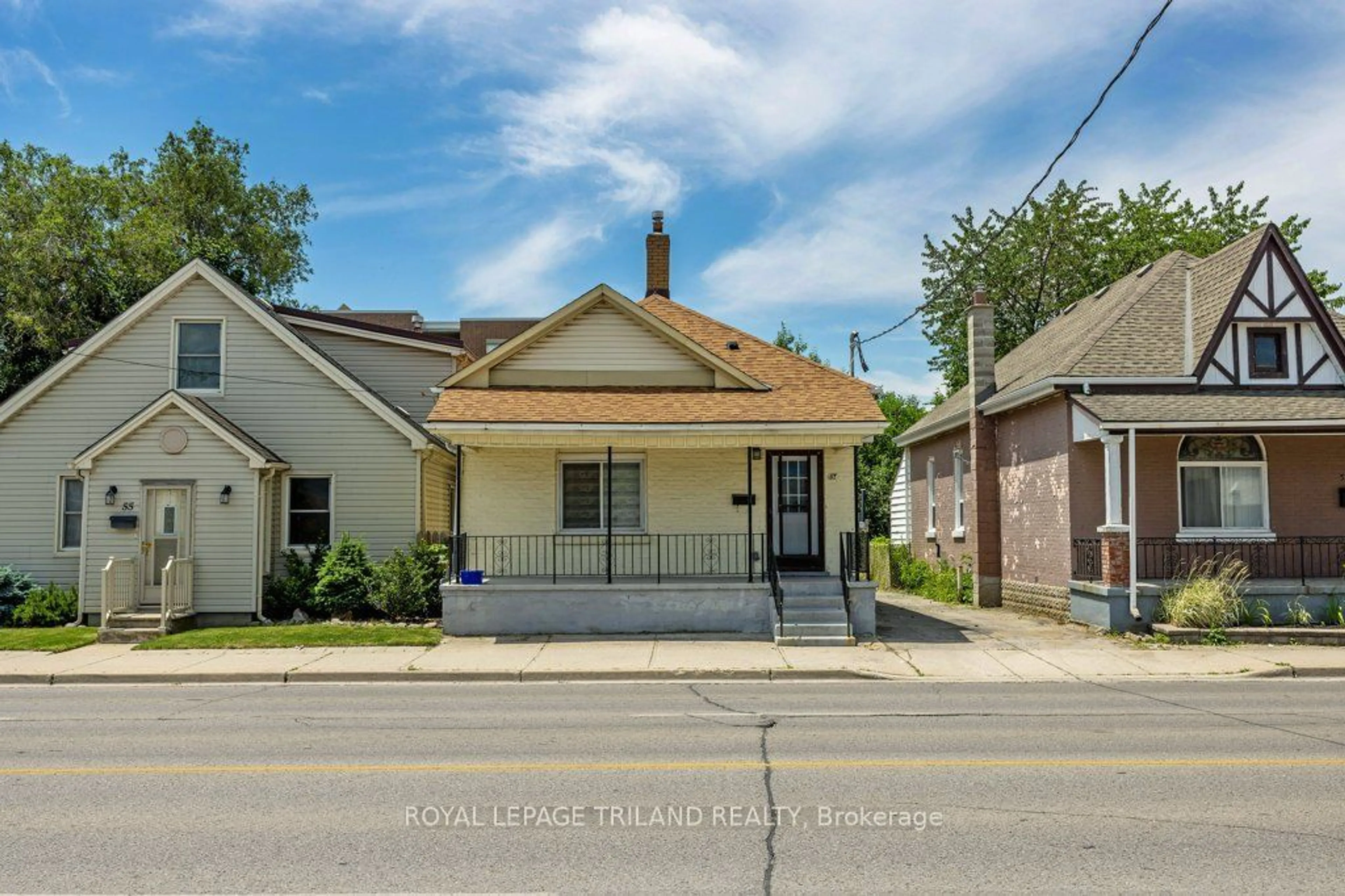 Frontside or backside of a home for 57 Adelaide St, London Ontario N6B 3G5