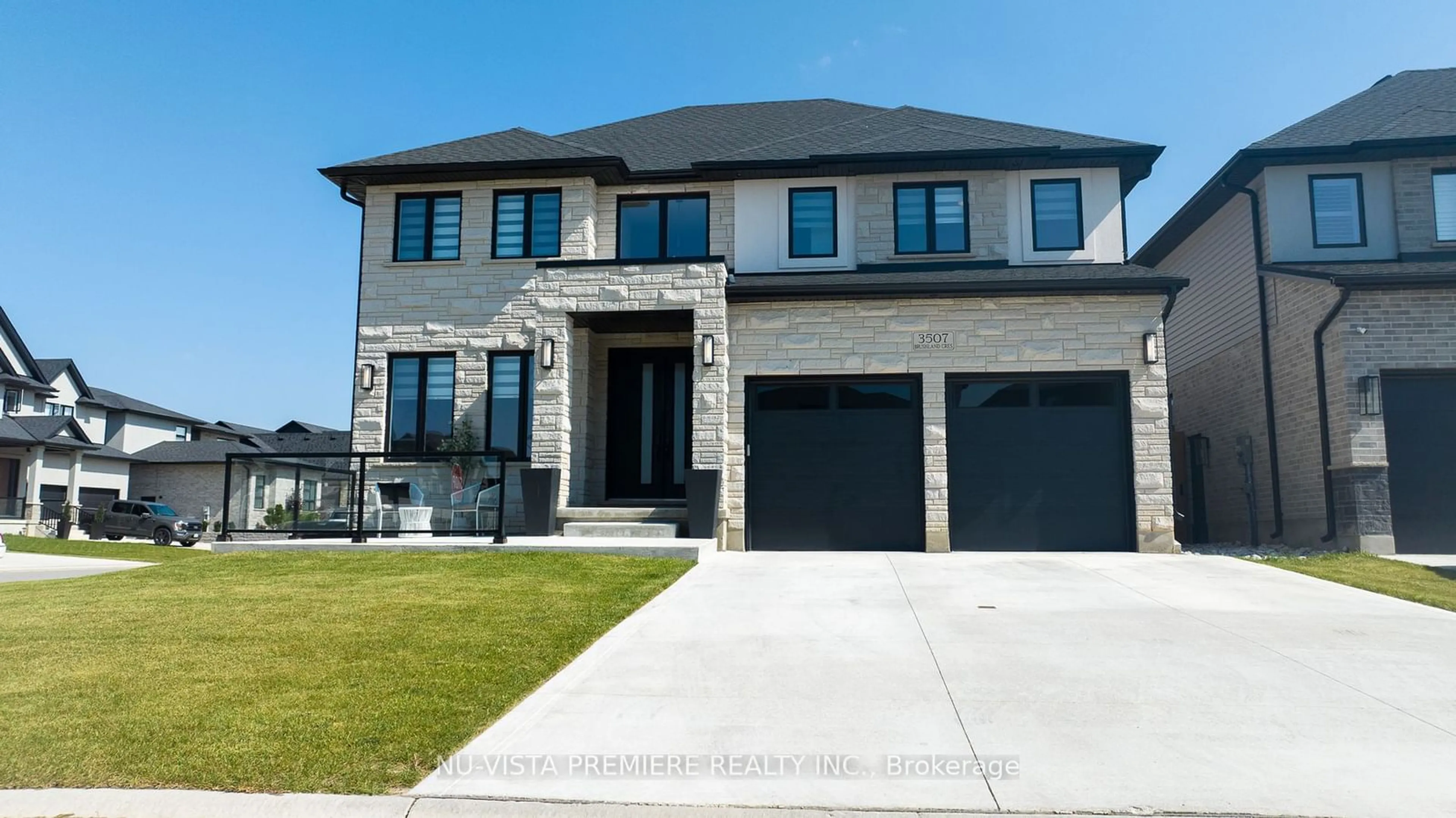 Frontside or backside of a home for 3507 Brushland Cres, London Ontario N6P 0H2