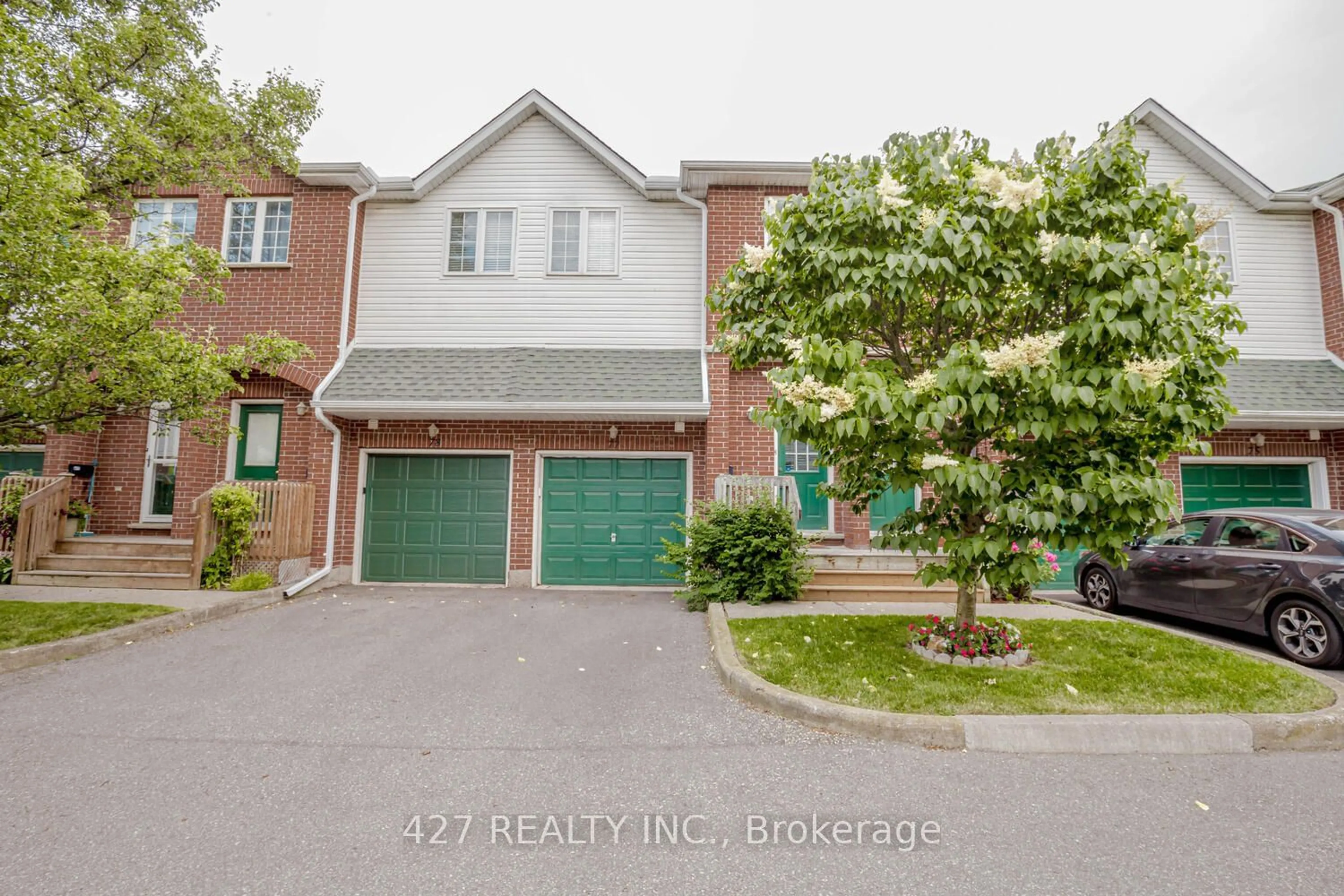 A pic from exterior of the house or condo for 42 Green Valley Dr #77, Kitchener Ontario N2P 2J8