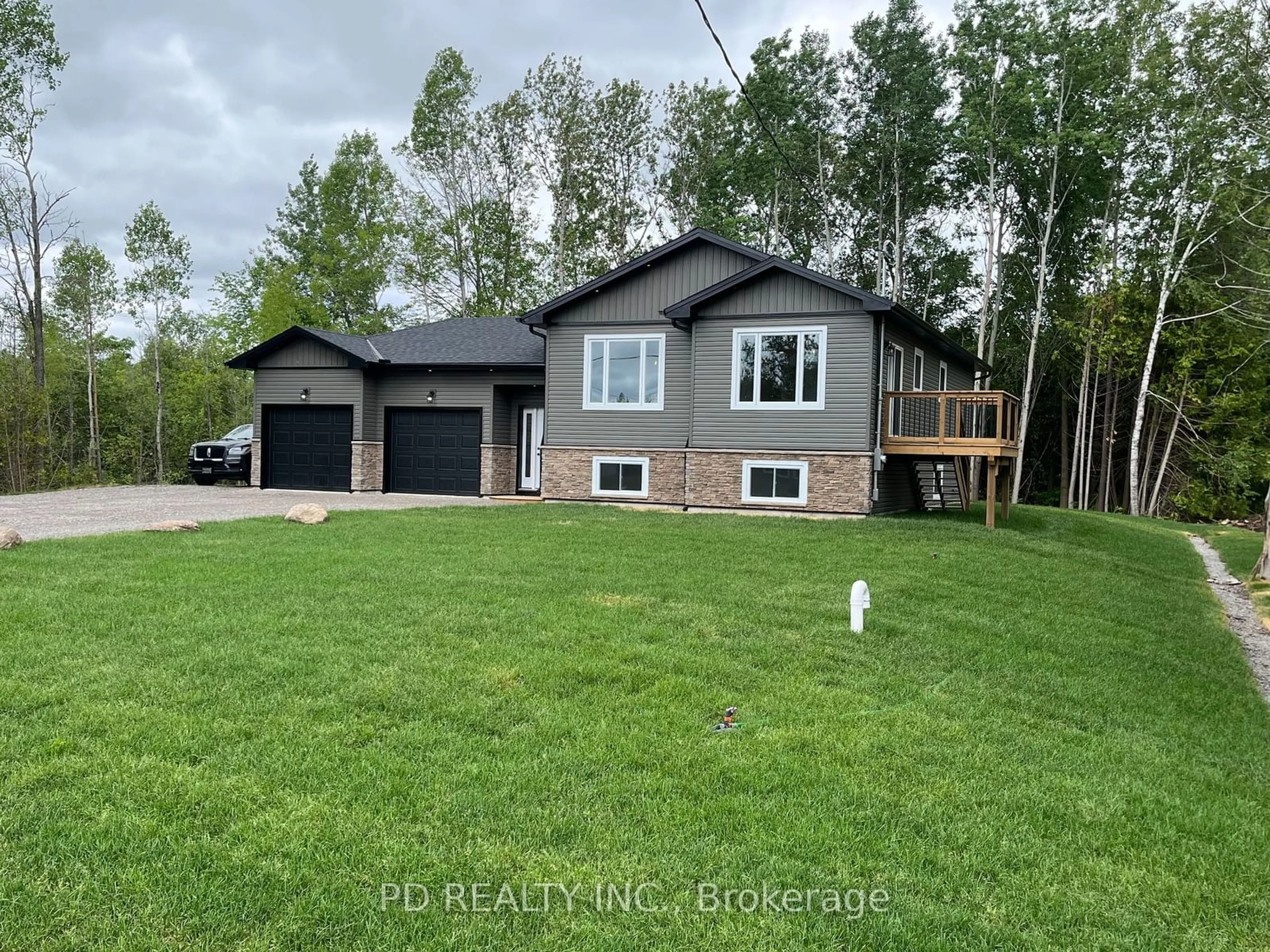 Frontside or backside of a home for 644 Skyline Rd, Smith-Ennismore-Lakefield Ontario K0L 1T0