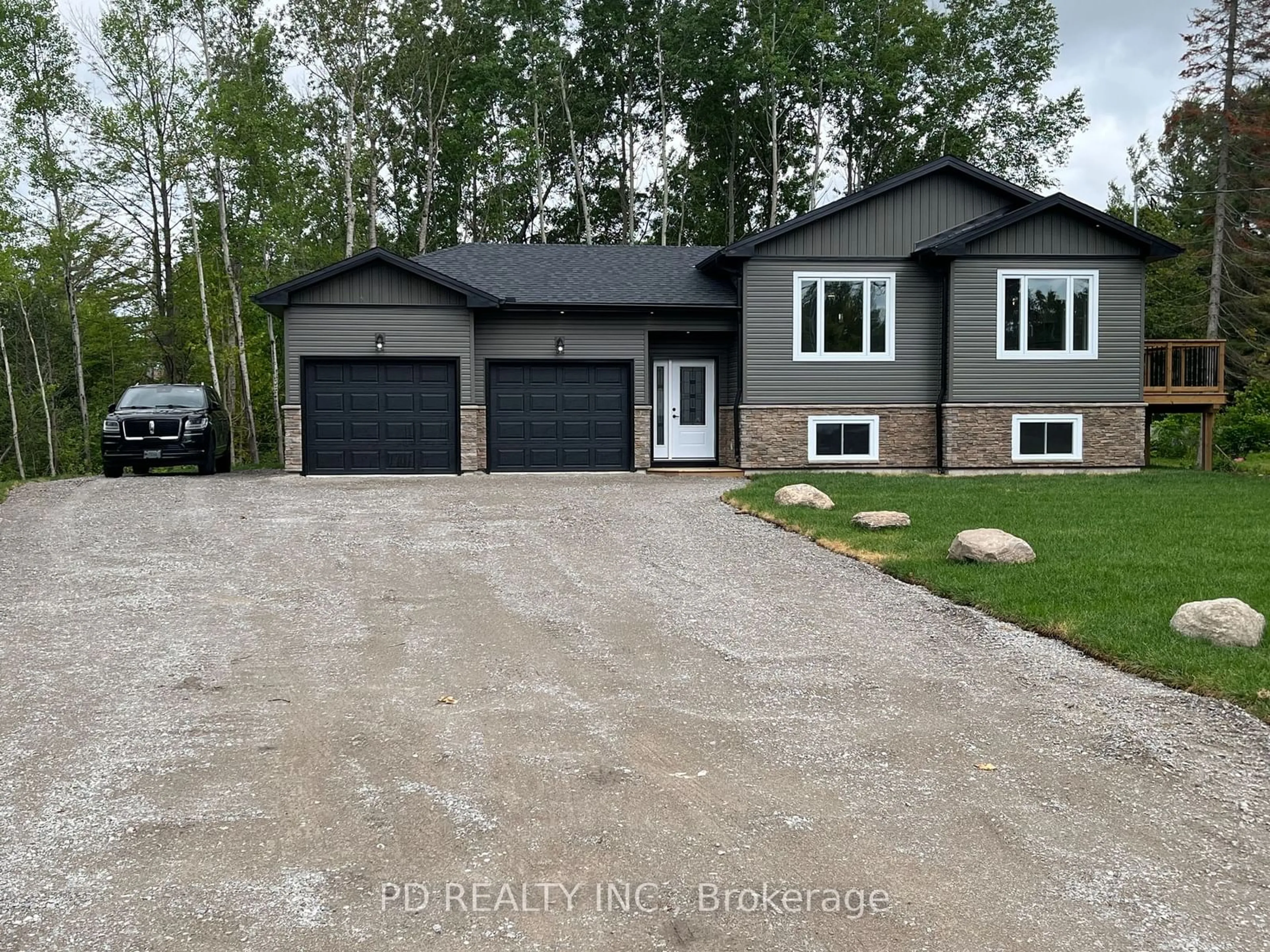 Frontside or backside of a home for 644 Skyline Rd, Smith-Ennismore-Lakefield Ontario K0L 1T0