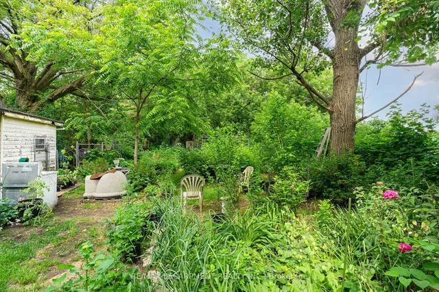 Additional property image - 845 Collinson Rd