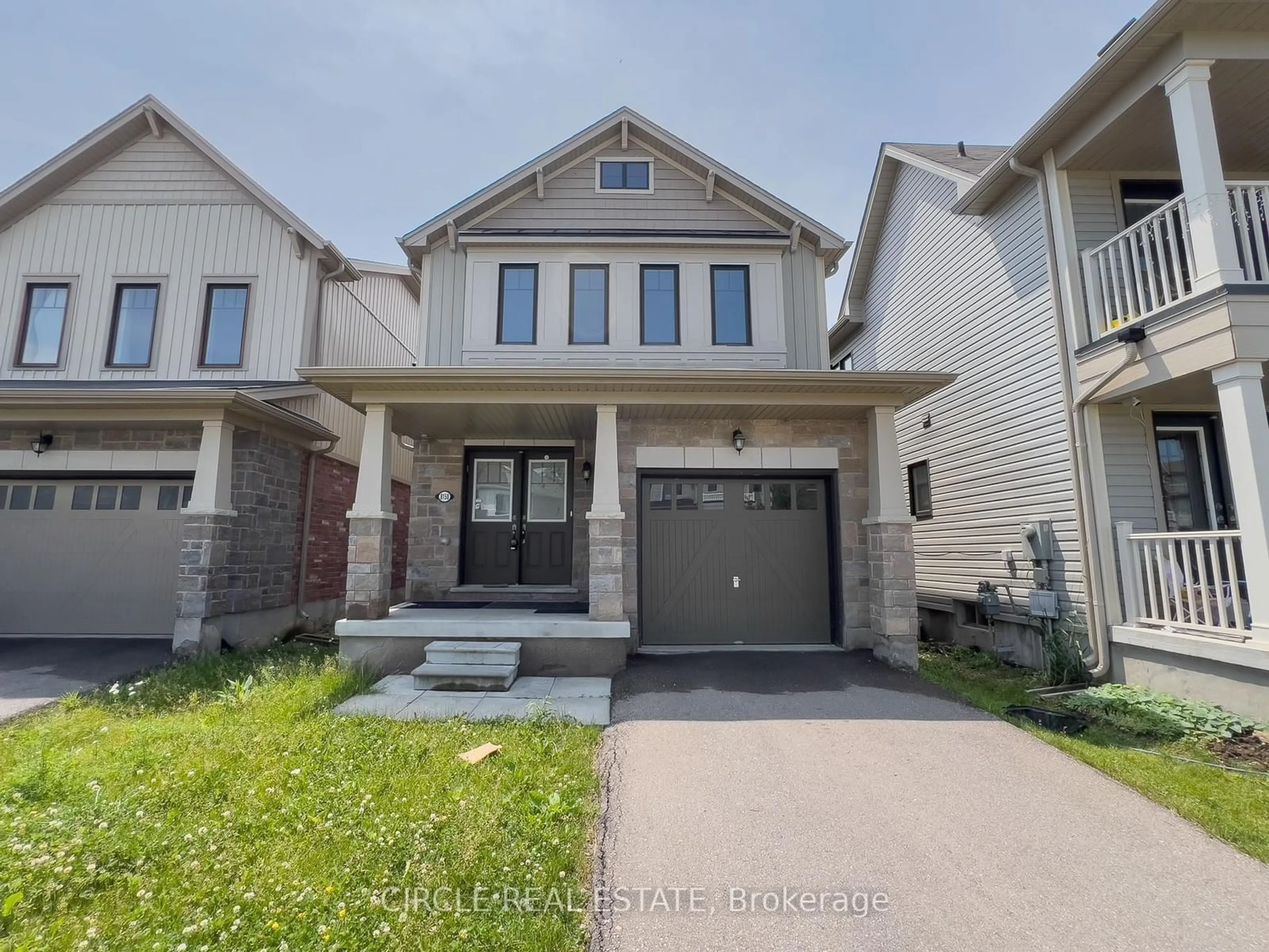 Frontside or backside of a home for 8150 Buckeye Cres, Niagara Falls Ontario L2H 2Y6