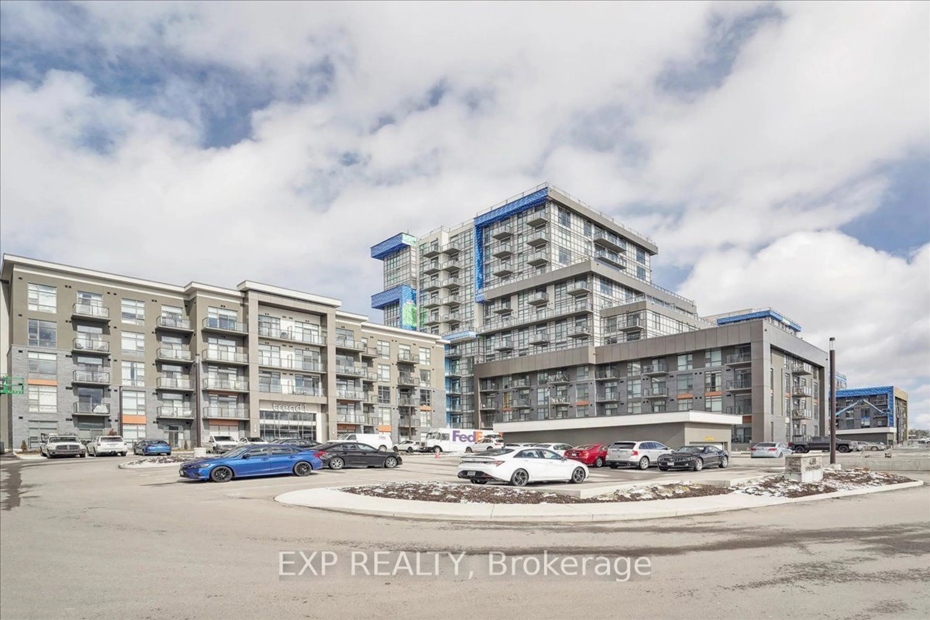 A pic from exterior of the house or condo for 450 Dundas St #308, Hamilton Ontario L8B 1Z2