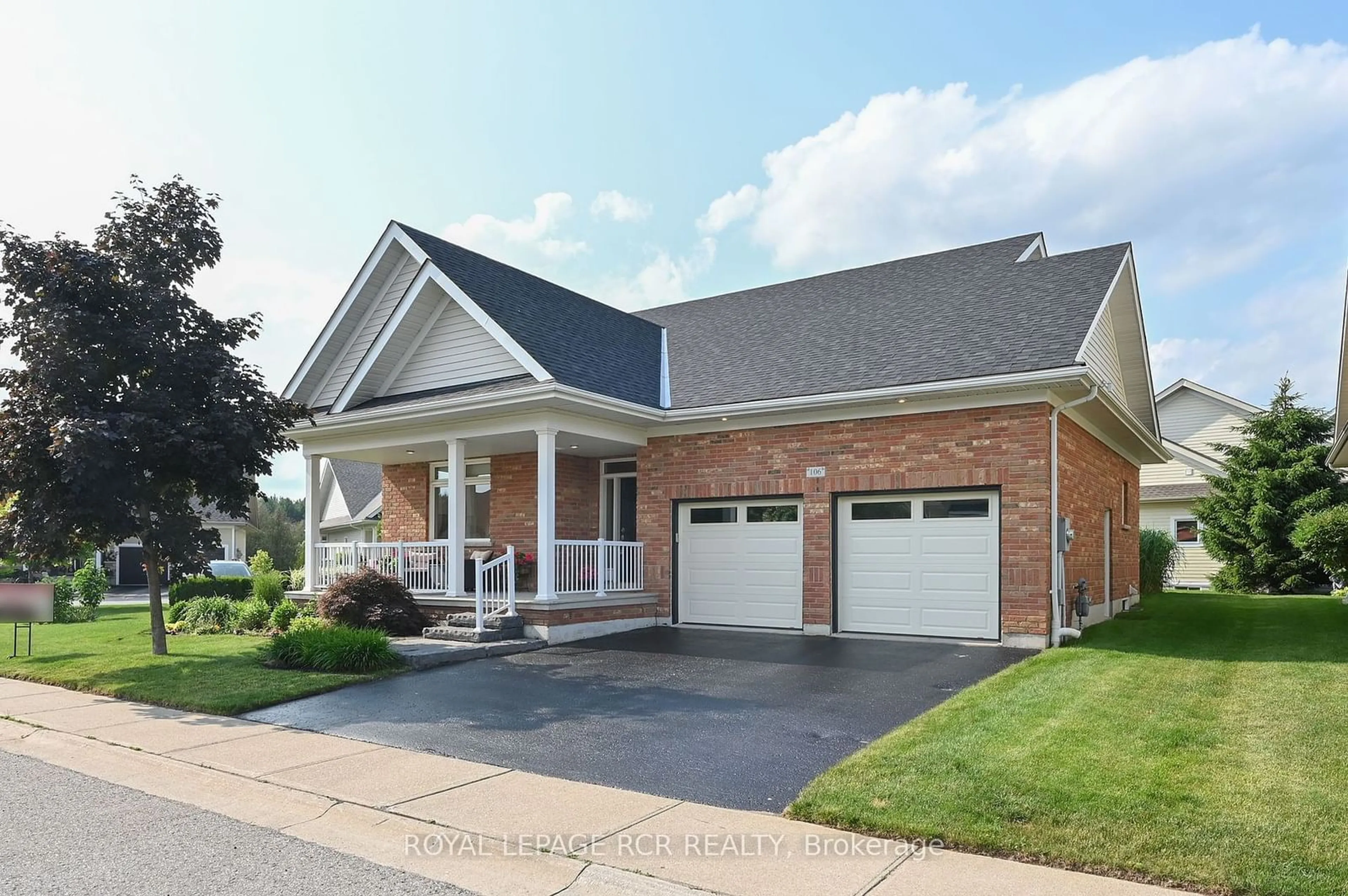 Home with brick exterior material for 200 Kingfisher Dr #106, Mono Ontario L9W 0B3