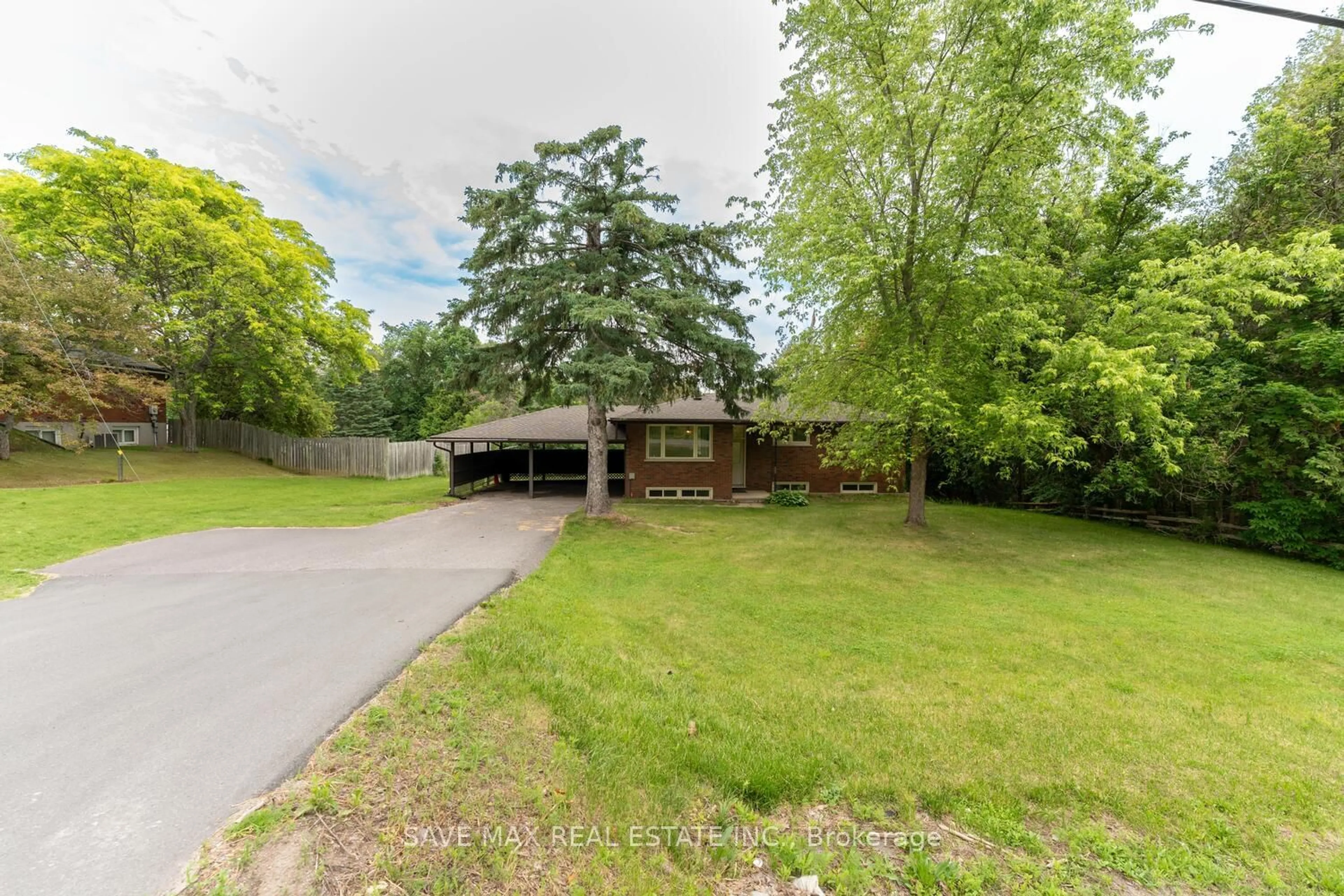 Outside view for 3220 Lakefield Rd, Smith-Ennismore-Lakefield Ontario K9J 6X5