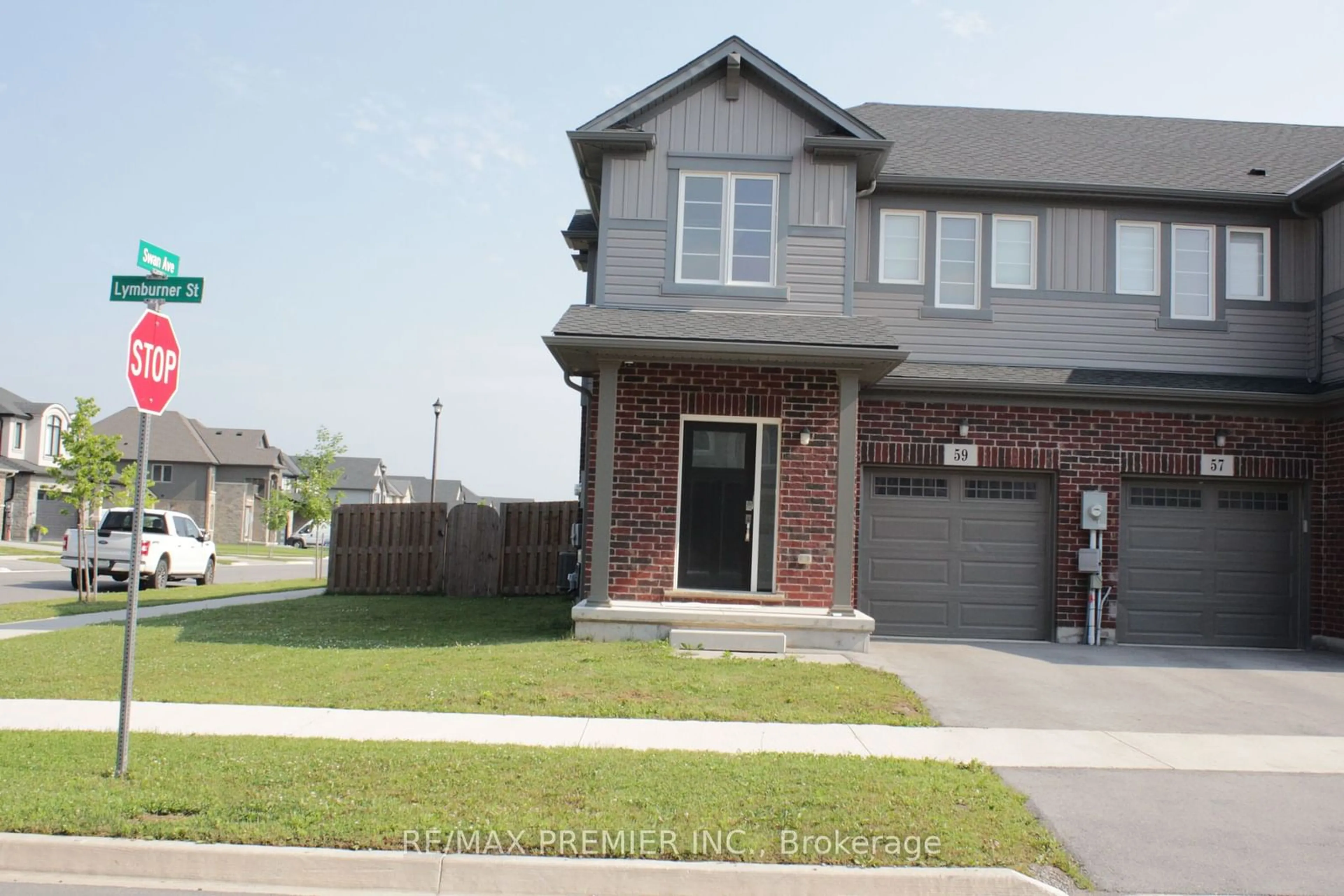 Frontside or backside of a home, the street view for 59 Lymburner St, Pelham Ontario L3B 5N5