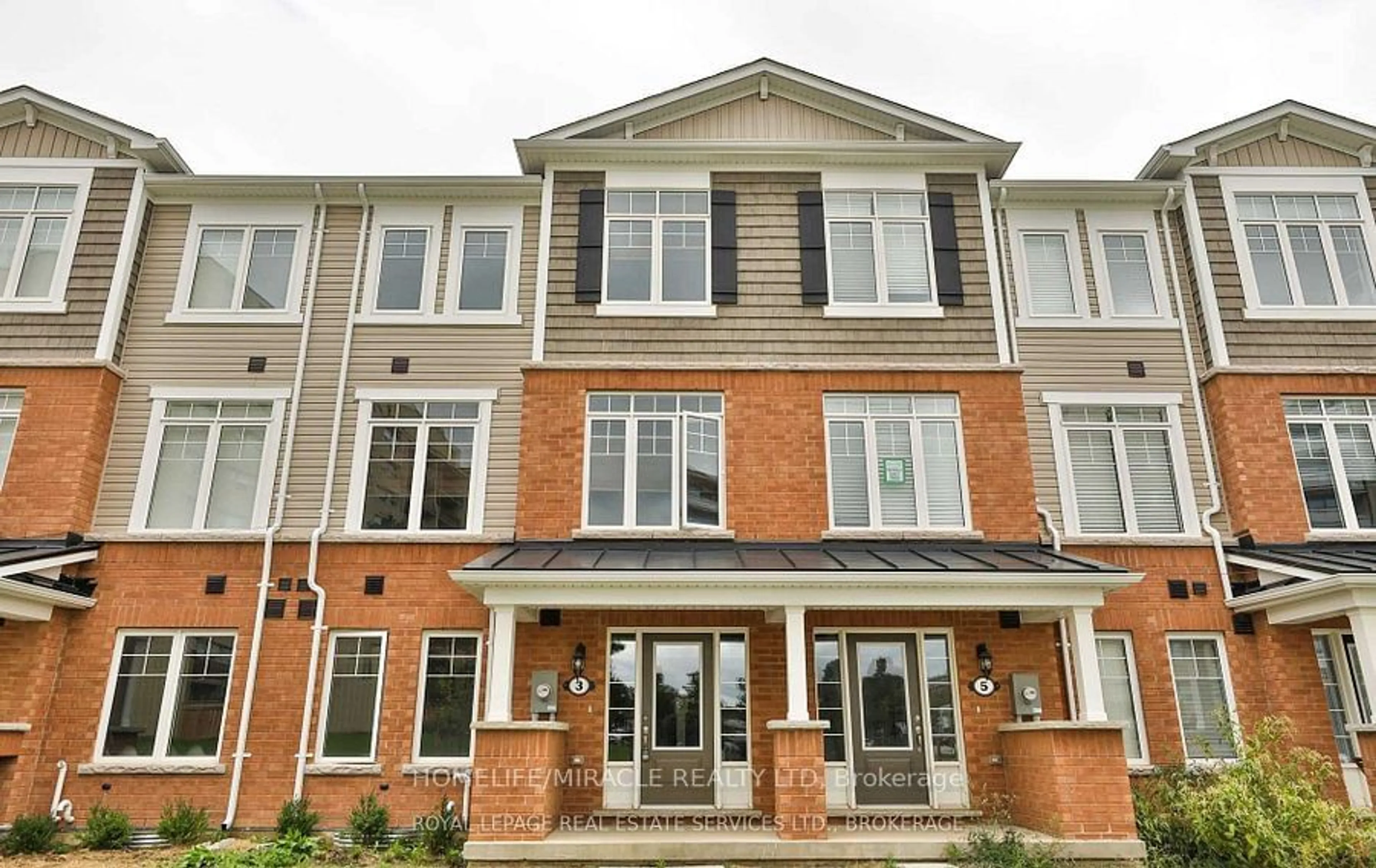 A pic from exterior of the house or condo for 3 Canoe Lane, Hamilton Ontario L8K 0A3