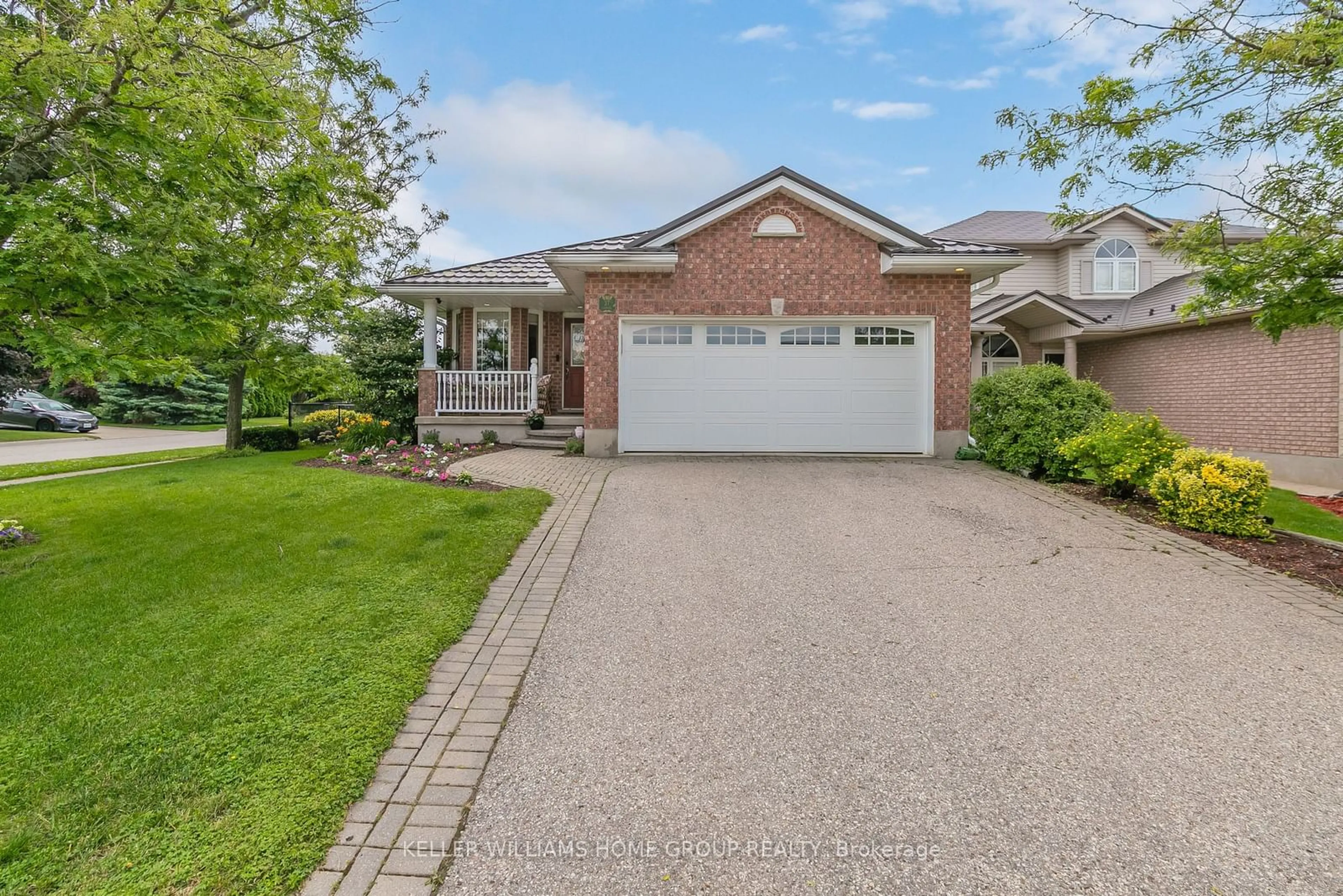 Frontside or backside of a home for 37 Carroll Cres, Guelph Ontario N1G 5B5
