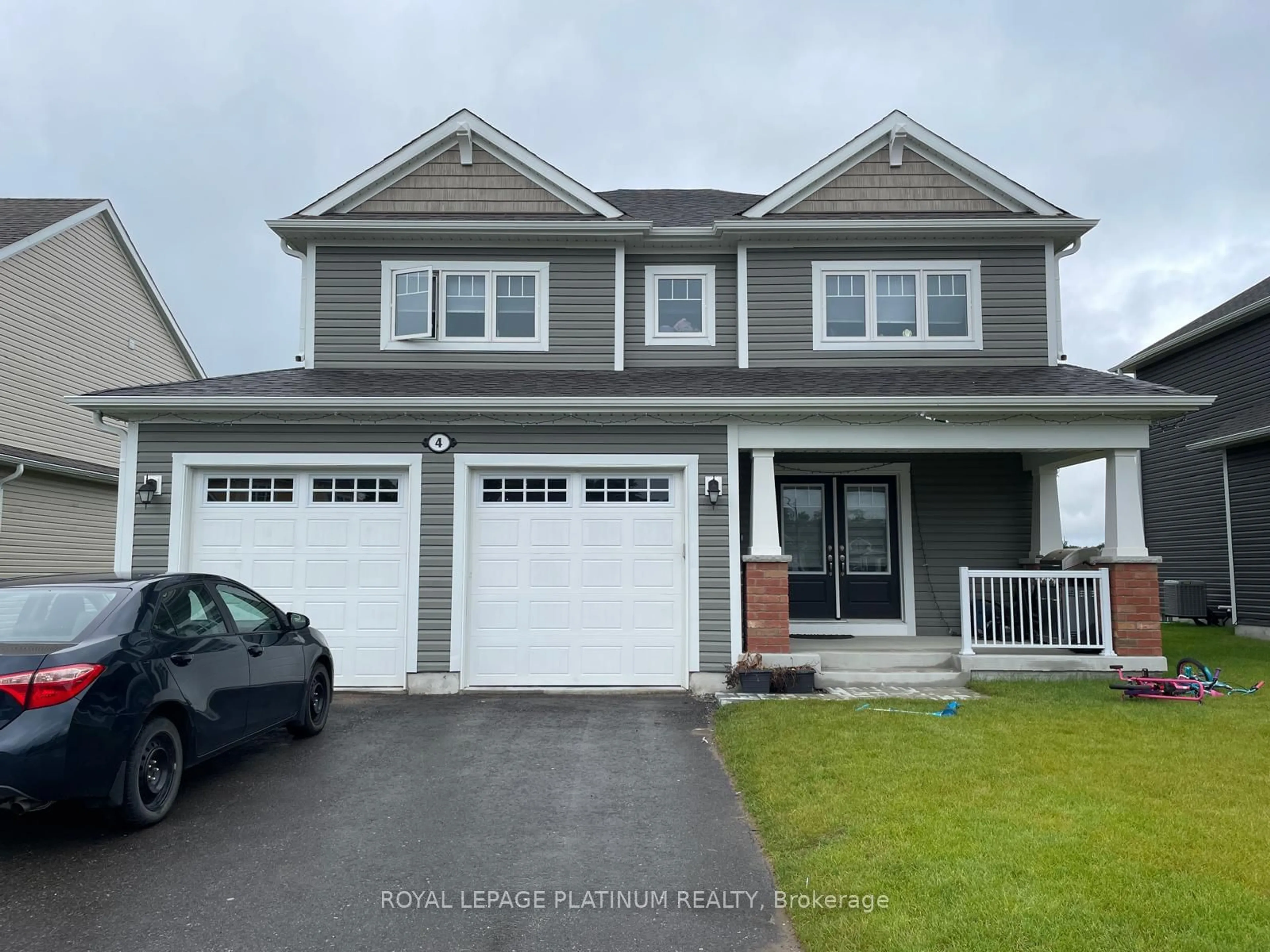 Frontside or backside of a home for 4 Stother Cres, Bracebridge Ontario P1L 0A3