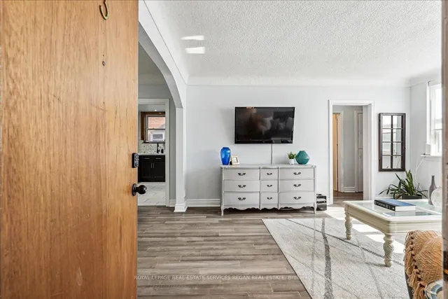 Additional property image - 5 East 36th St Unit 3A
