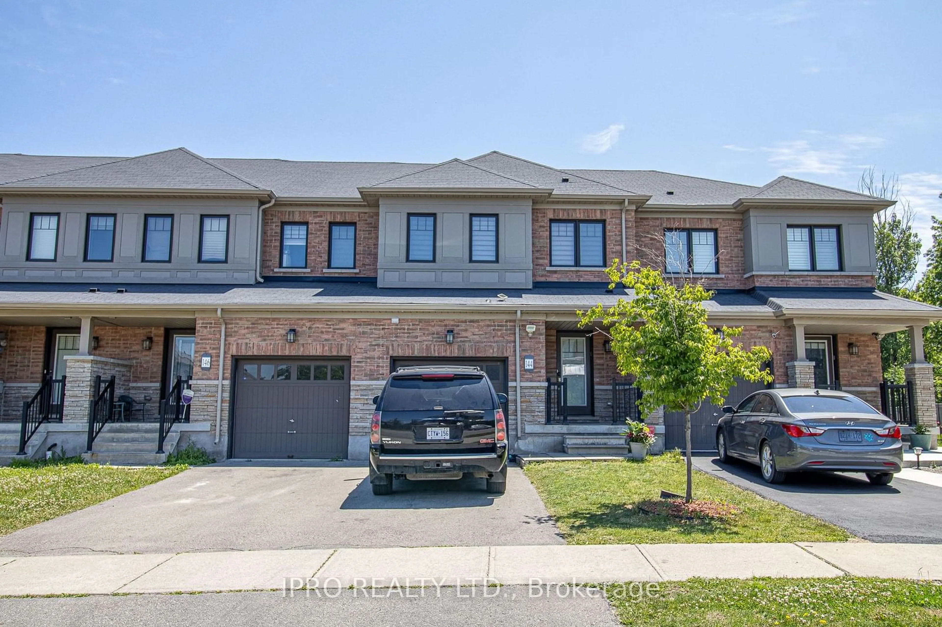 A pic from exterior of the house or condo for 144 Crafter Cres, Hamilton Ontario L8J 2V5