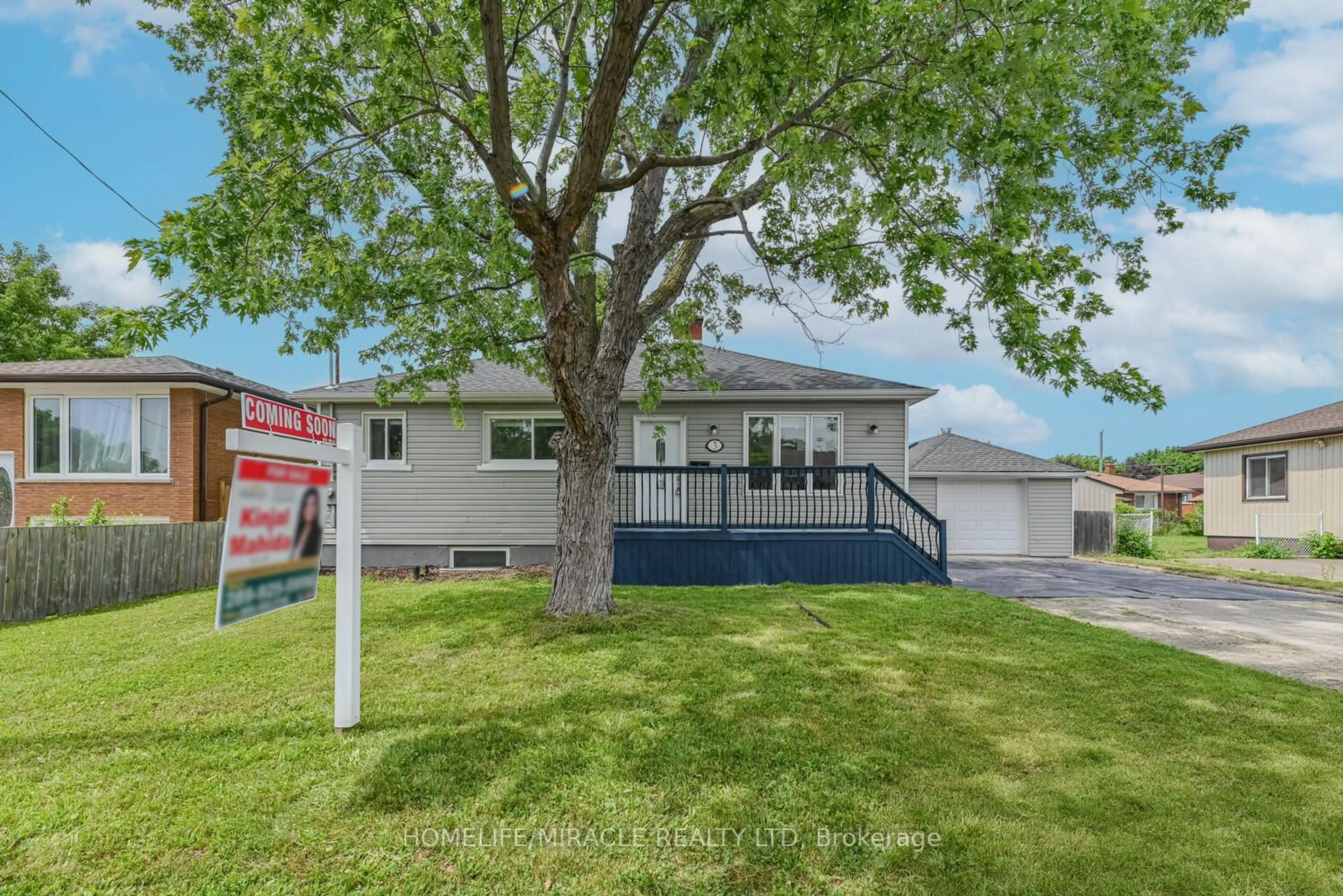 Frontside or backside of a home for 3 Myrtle Ave, St. Catharines Ontario L2M 5W2